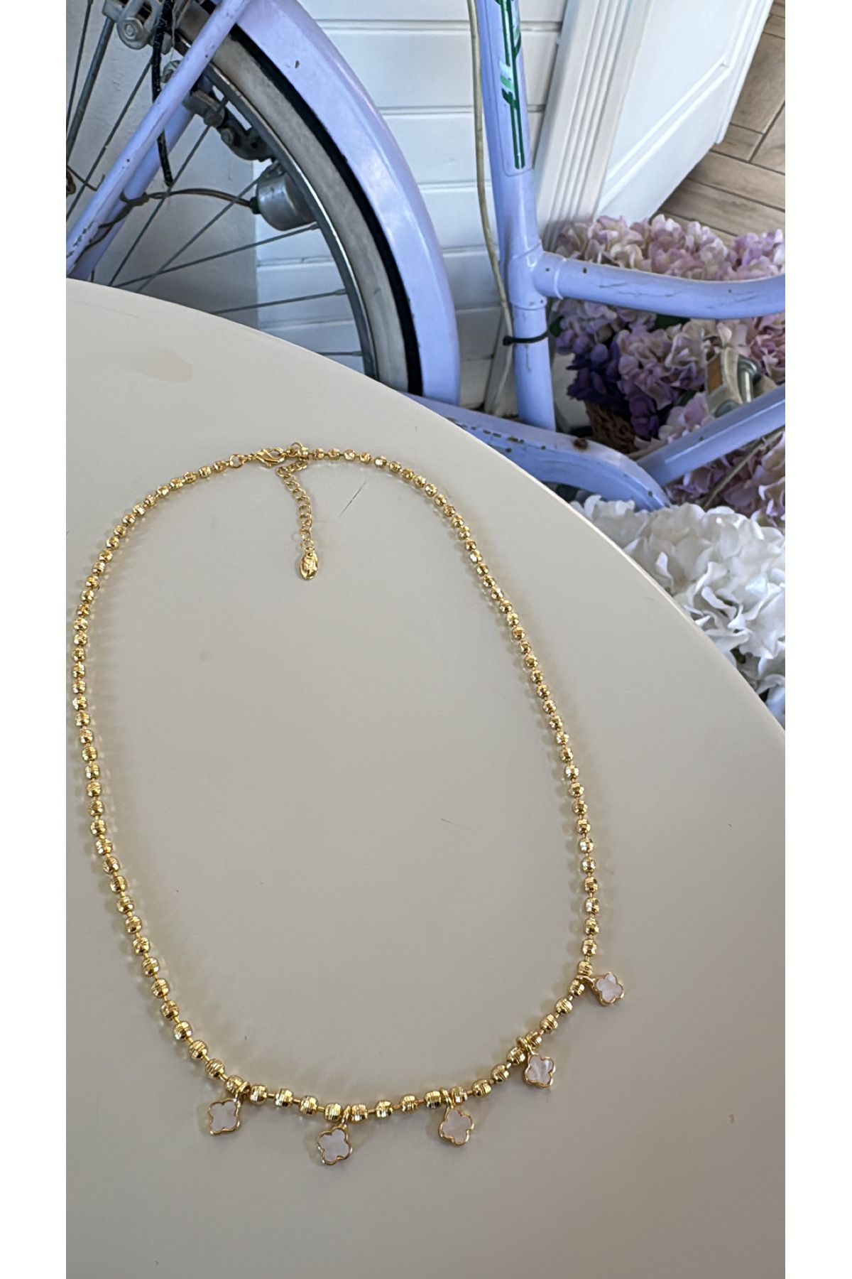 ECE YAMAN AKSESUAR Gold Renk Çiçek Figürlü Boncuk Zincir Kadın Kolye