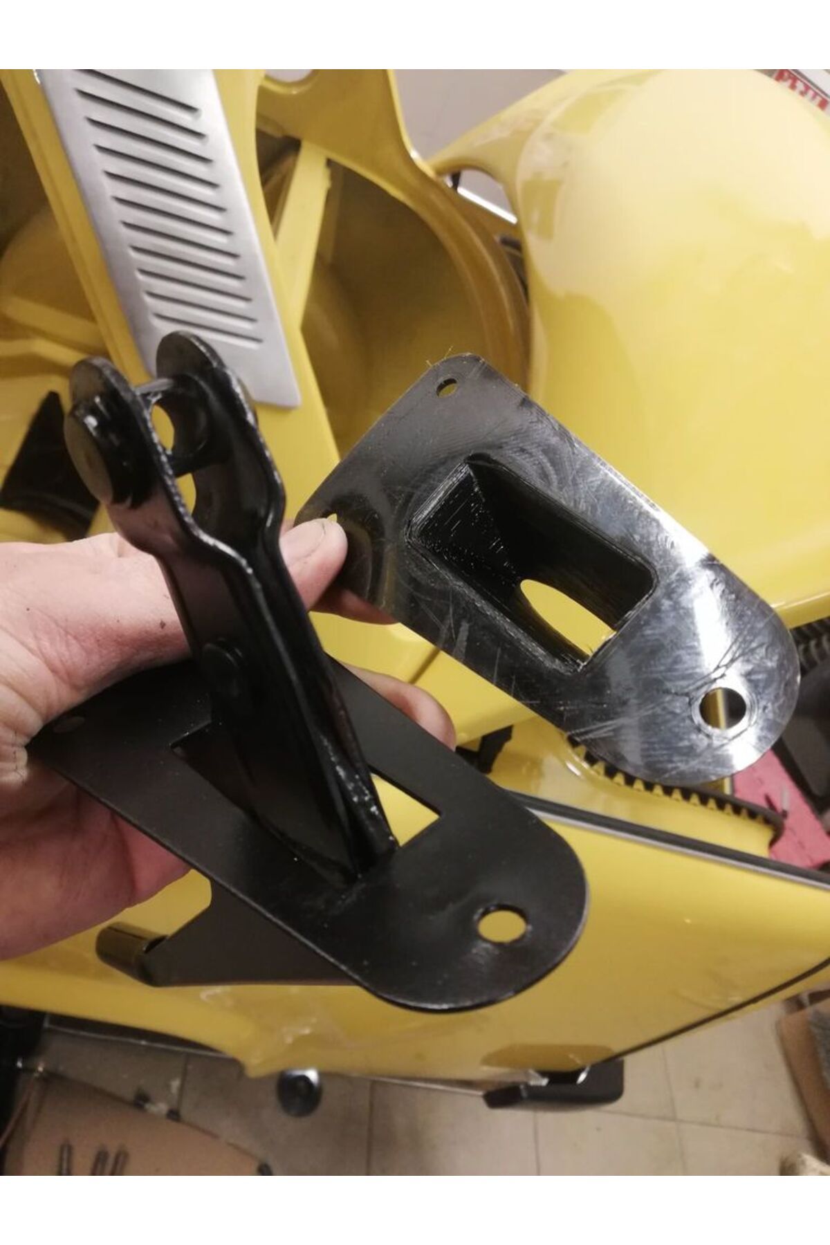 Lucest Trabant Handbrake Kauçuk Conta (Plastik Aparattır!!!)