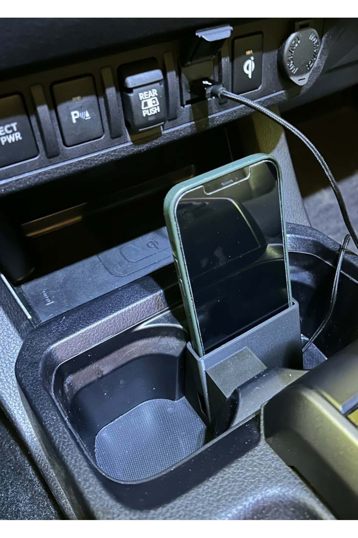 Lucest Tacoma iPhone Dock (Plastik Aparattır!!!)
