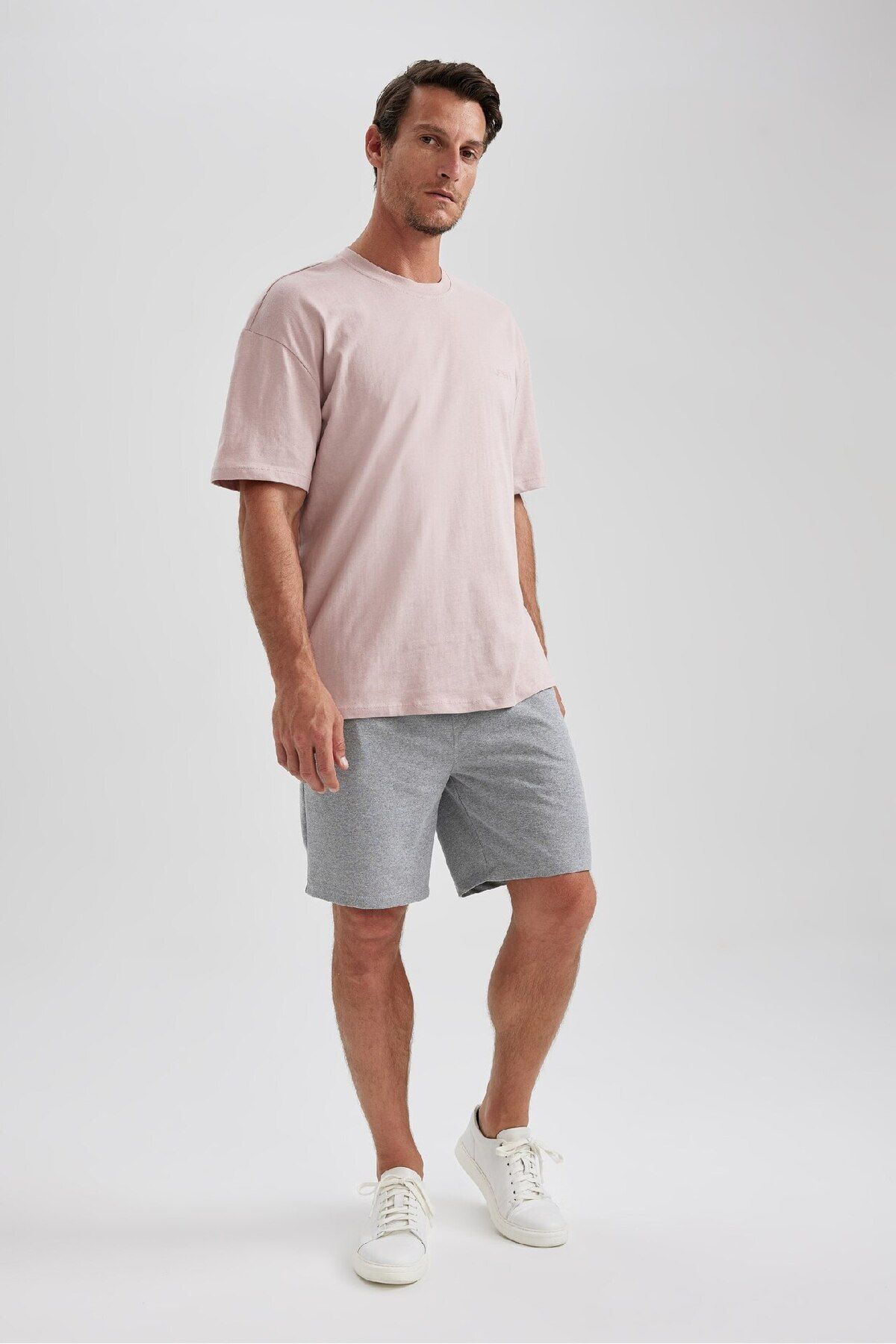 complete the look image