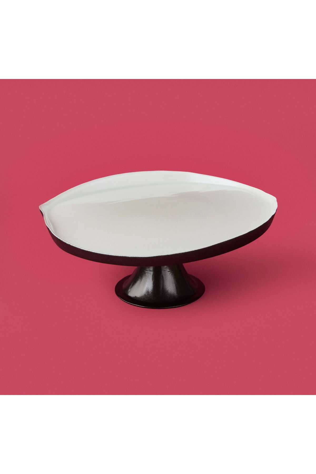 MATMEL Jota Ayaklı Tabak - Beyaz / Siyah - 28 cm