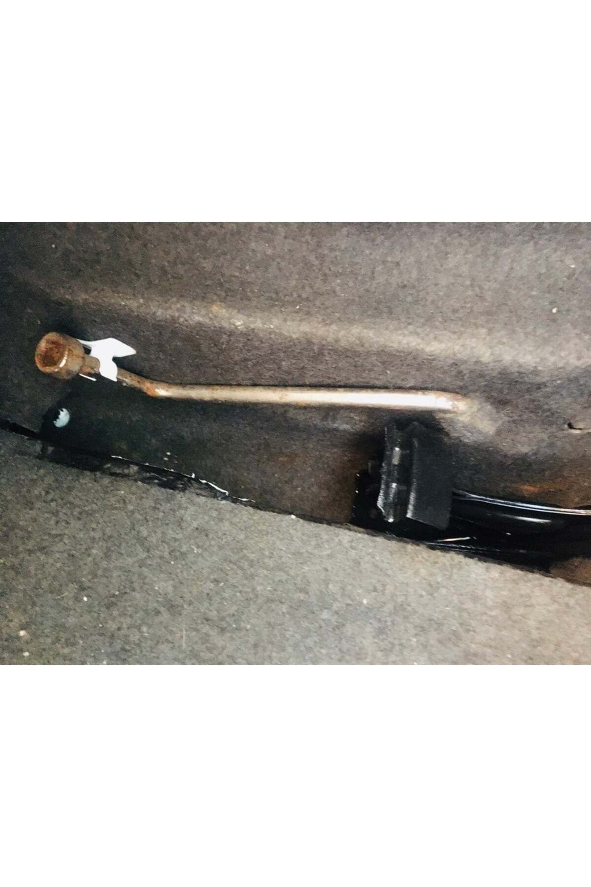 Lucest BMW E30 - Tekerlek Anahtarı Tutucu Klipsi (OEM: 51 47 1 933 468) (Plastik Aparattır!!!)