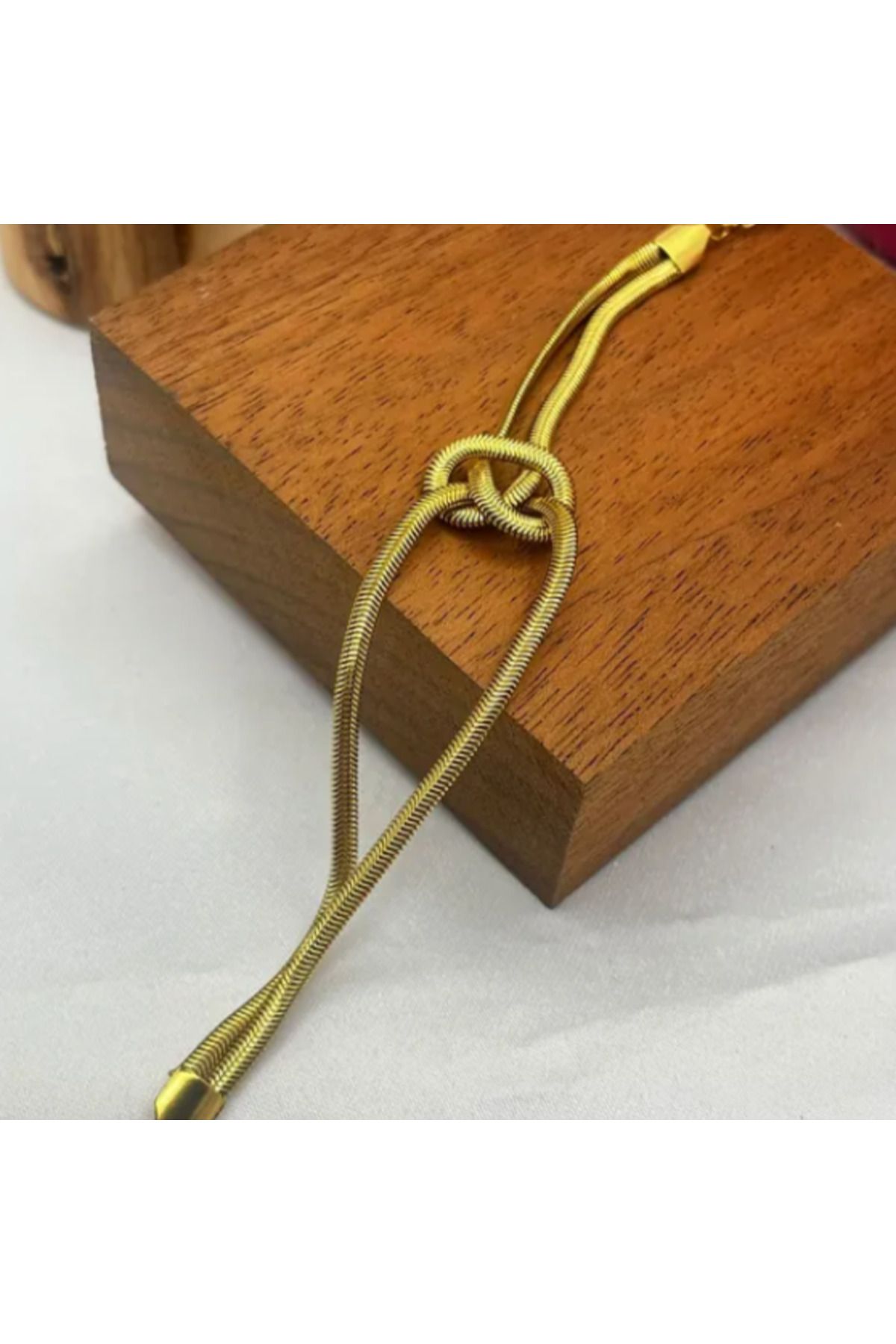 Daniela Golden Knot Altın Kaplama Çelik Bileklik