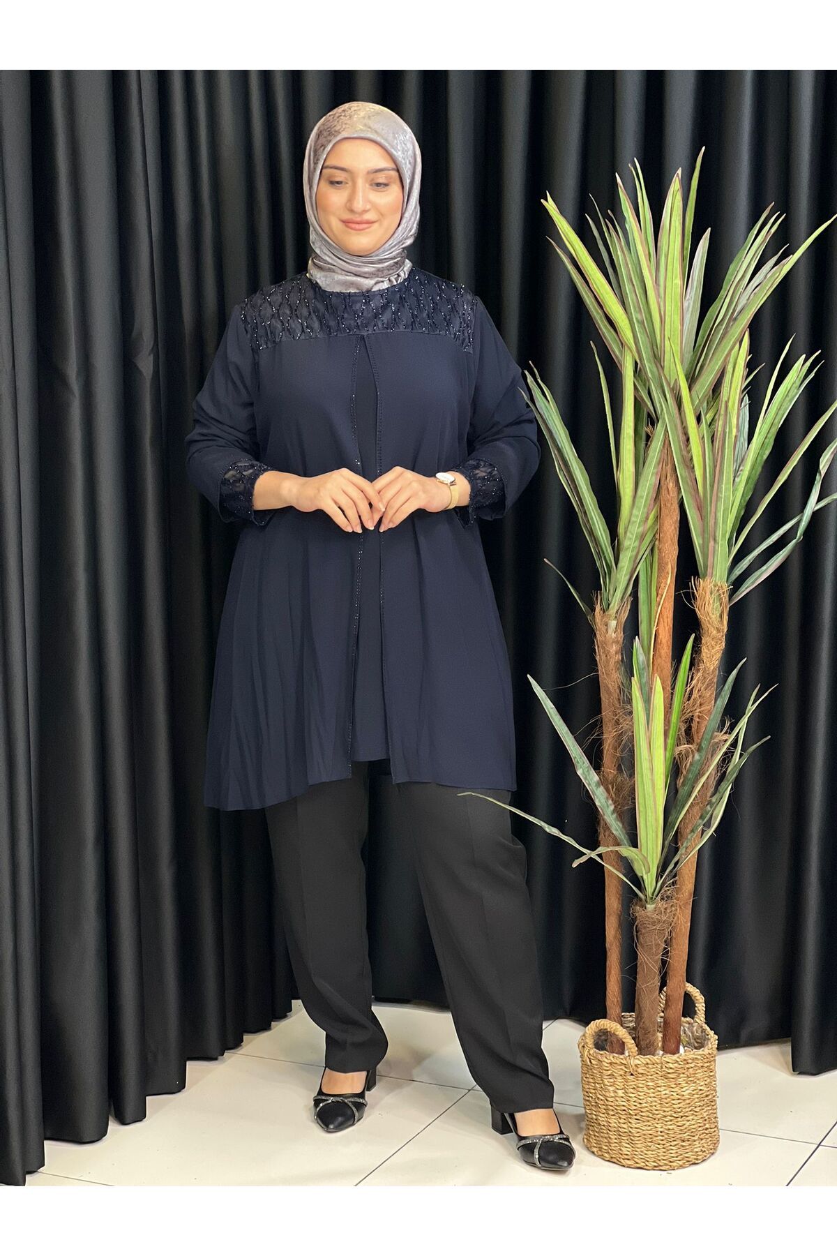 Butik büyük beden Önü Taşlı Şifon Tunik