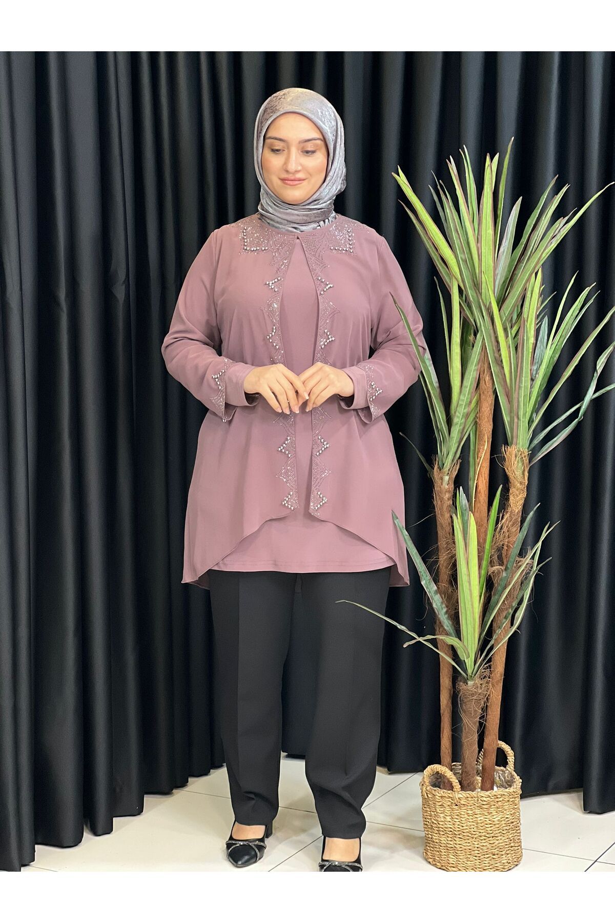 Butik büyük beden Önü Taşlı Şifon Tunik