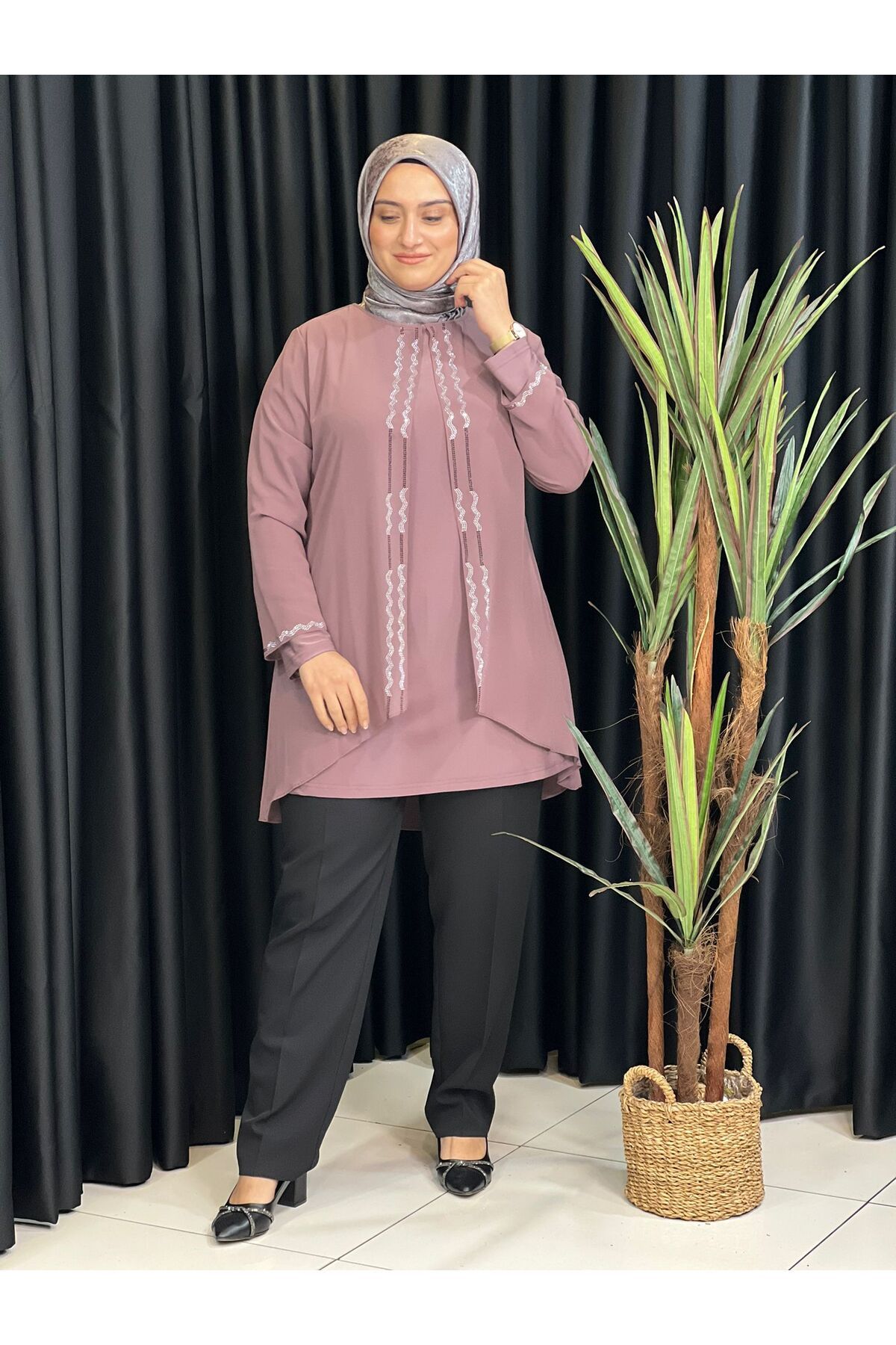 Butik büyük beden Önü Taşlı Şifon Tunik