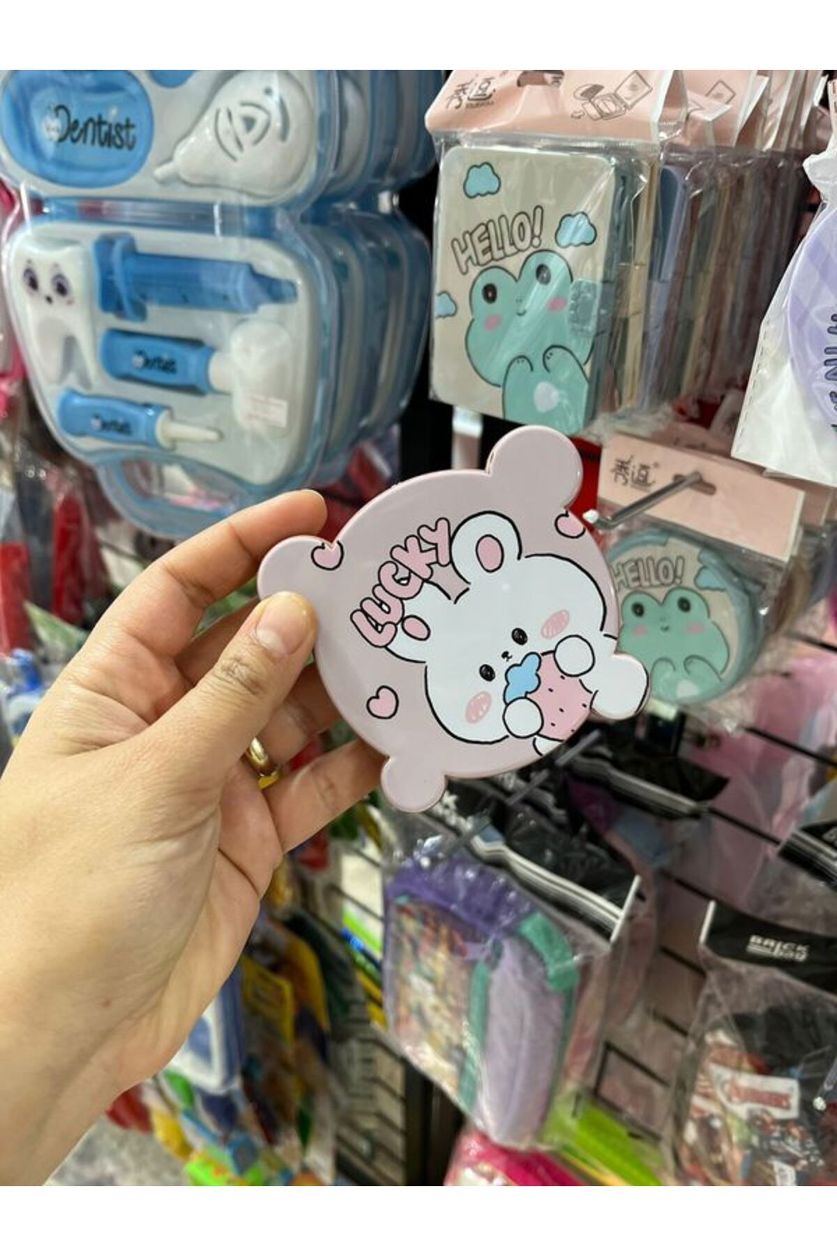 EyER Shoping Ayıcıklı Figürlü Taşınabilir Makyaj Aynası Çanta Aynası Ve Taraklı Cep Aynası Kapaklı Pembe