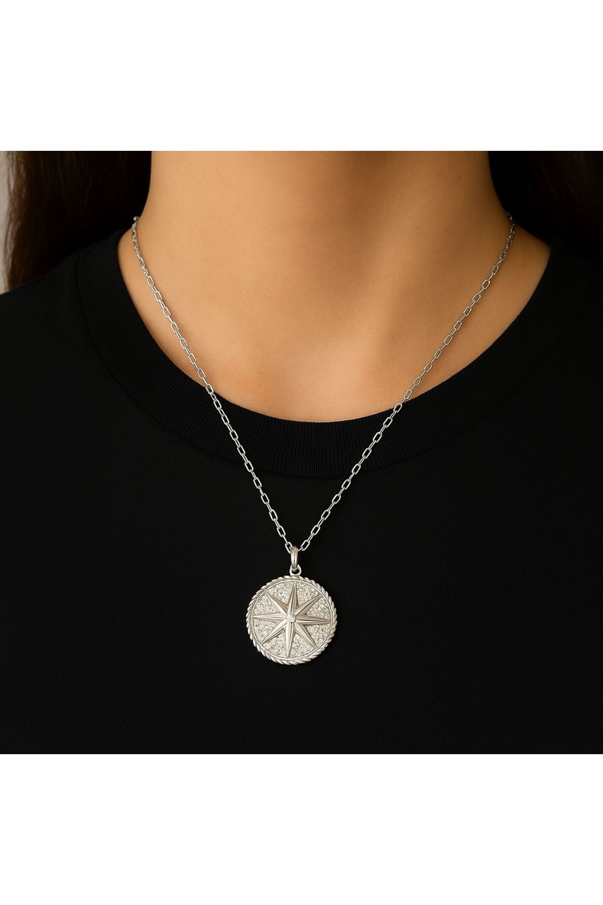 HND collection Zirkon Taş Detaylı Silver Renk Pusula Kadın Kolye