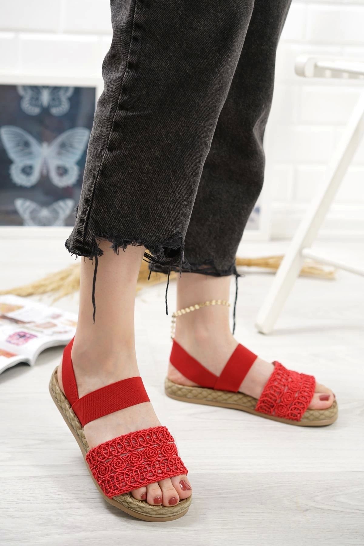 OurStyles Marri Kırmızı Dantel Lastikli Sandalet