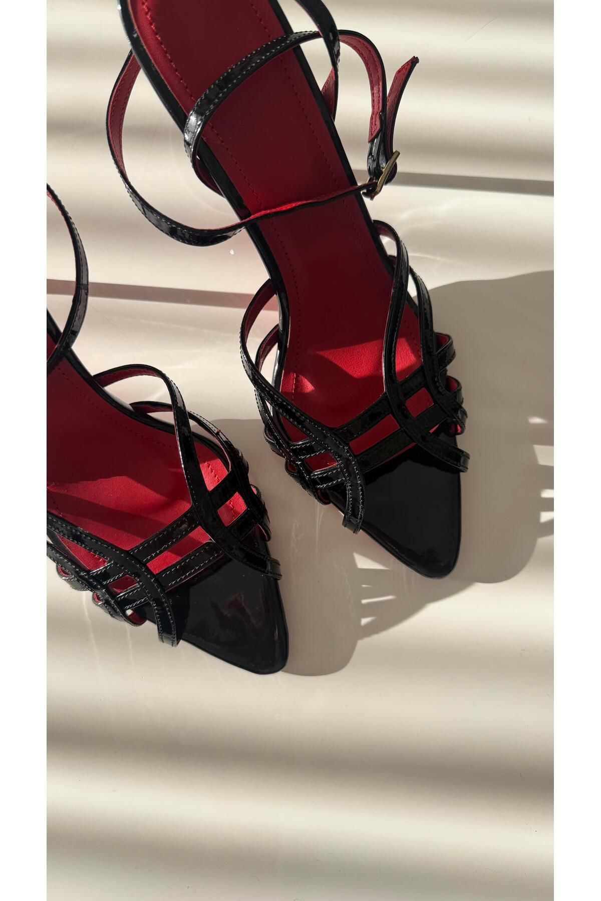 Eataly Shoes Siyah Sepet Model Açık Sivri Burun Topuklu Ayakkabı