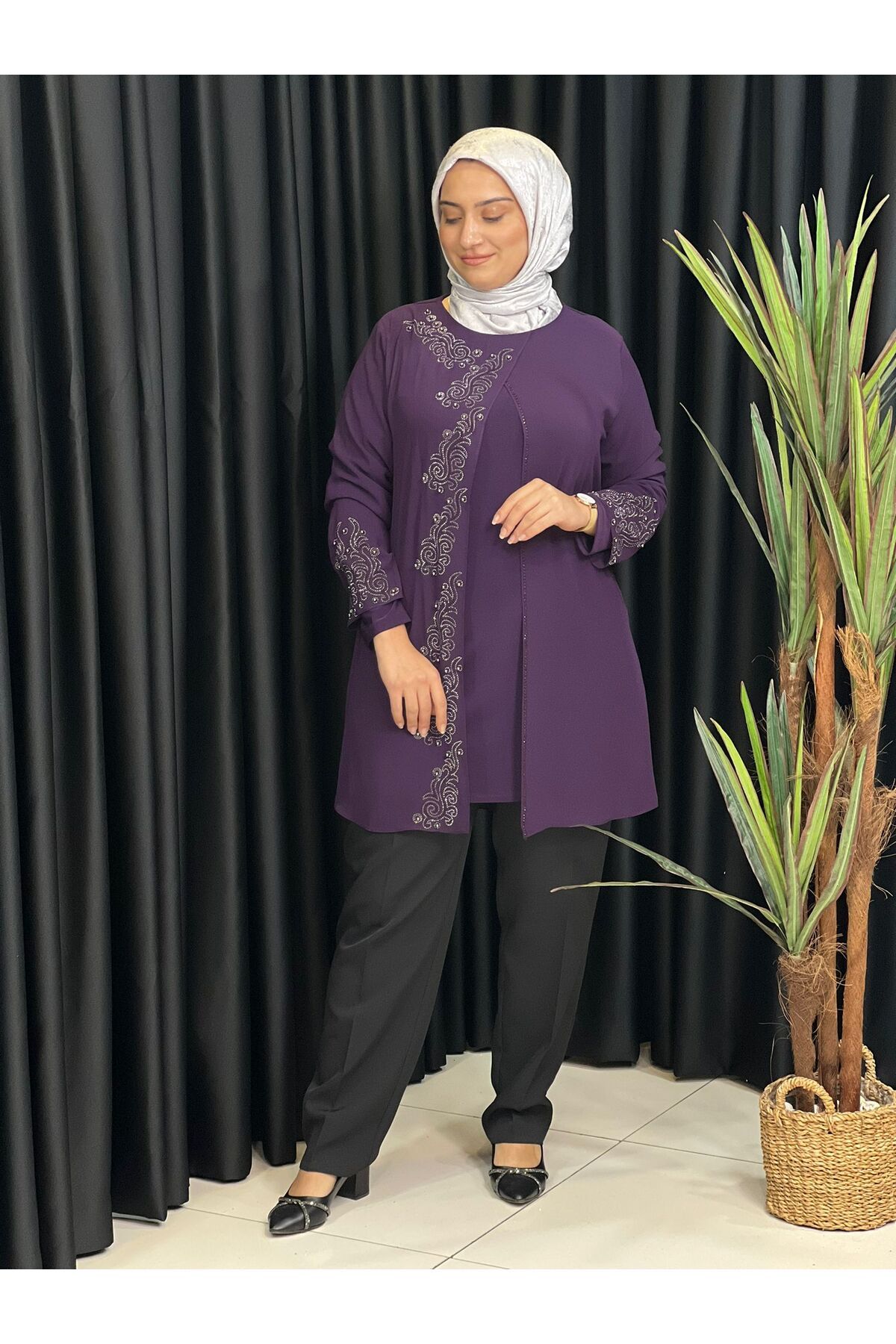 Butik büyük beden Önü Taşlı Şifon Tunik