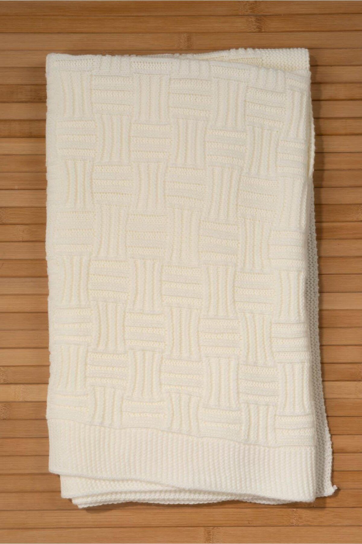agugu Desenli Örgü Dokulu Bebek Battaniyesi Krem (85 x 90)