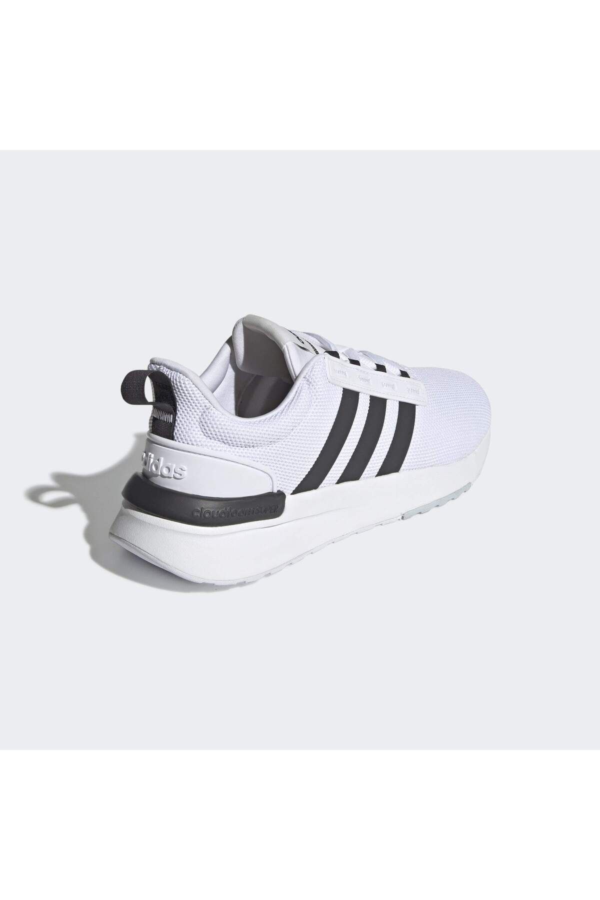 اسنیکر سفید مردانه TR21 کفش در حال رانینگ adidas
