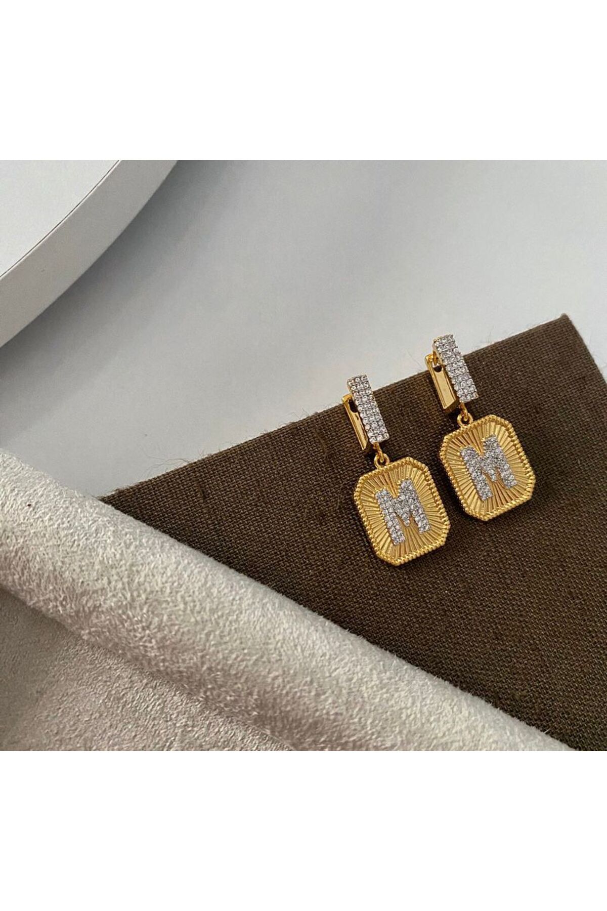 SELISYAJEWELRY Charm ve Küpe M harfi