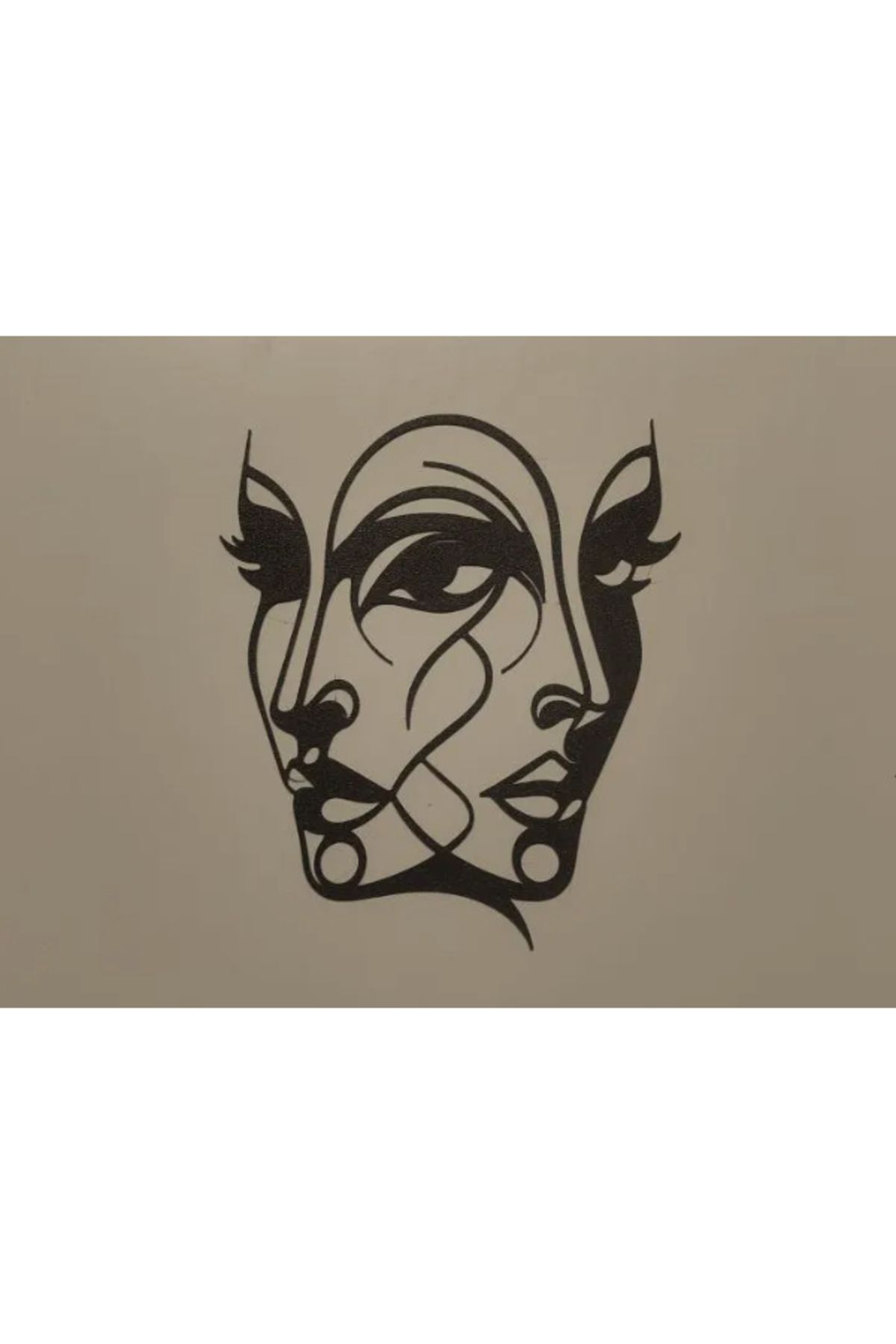 NOMOTHETIC İki Kadın Silueti Duvar Dekoru – Modern ve Anlamlı Sanat Tasarımı