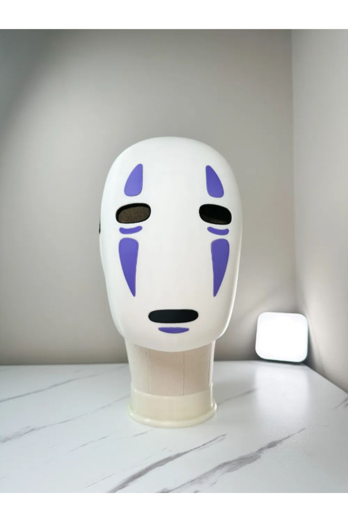 NOMOTHETIC No Face Maske – Ruhların Kaçışı Temalı Dekoratif Figür