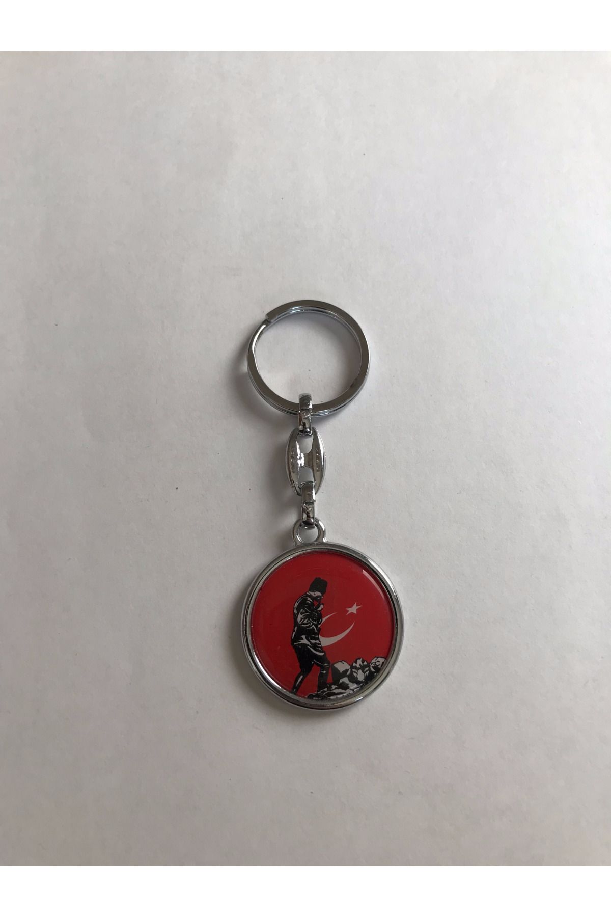 BDTekstil BD TEKSTİL Kemal Atatürk ve Türk Bayrağı Tasarım Kırmızı Renkli Anahtarlık