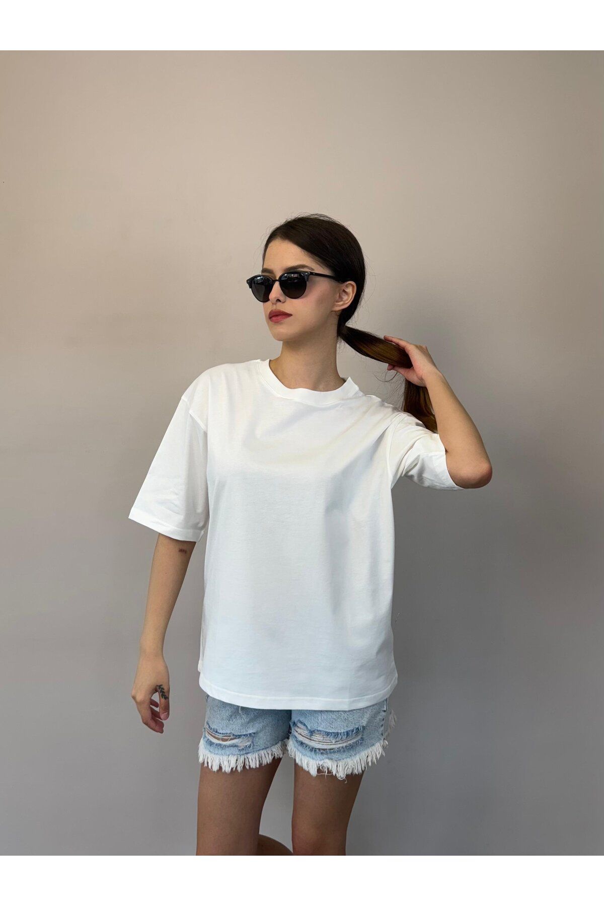 penyebizden Kadın Oversize Tişört-Beyaz