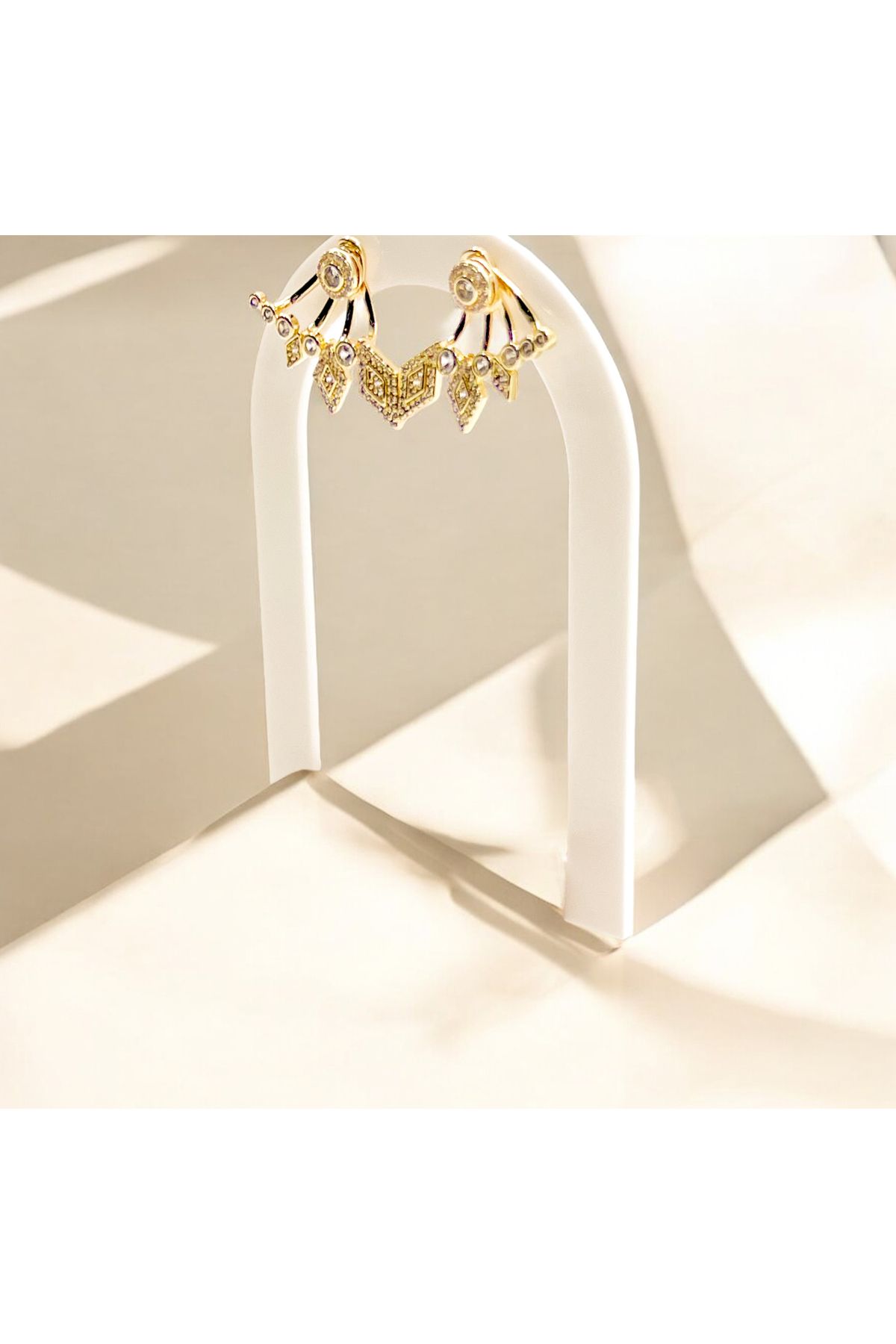ATELİER BEREN Diamond Glance – Taşlı Geometrik Küpe (Gold & Silver Seçenekli)