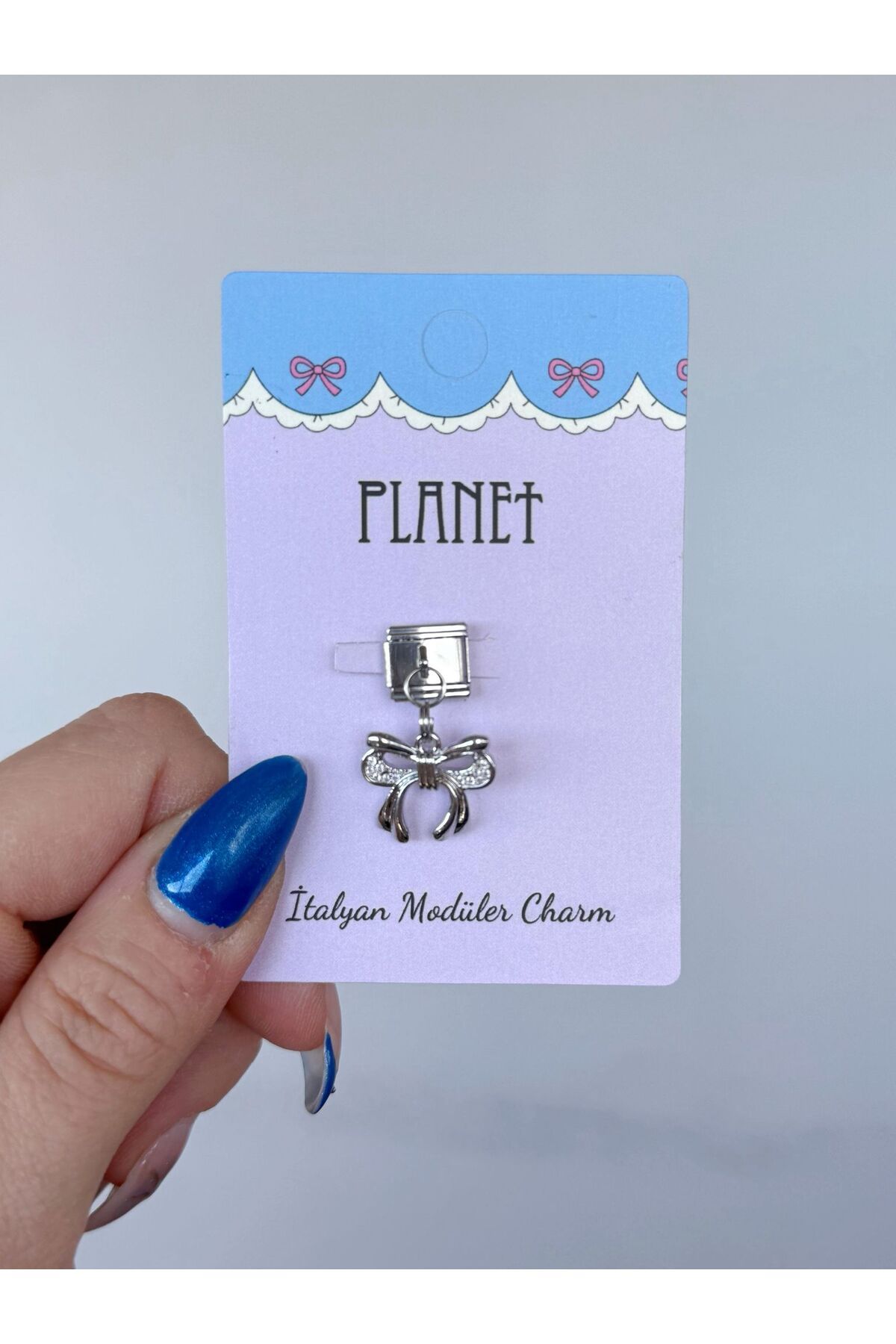 Planet Butik Taşlı Kurdele Sallantılı Kartlı İtalyan Charm
