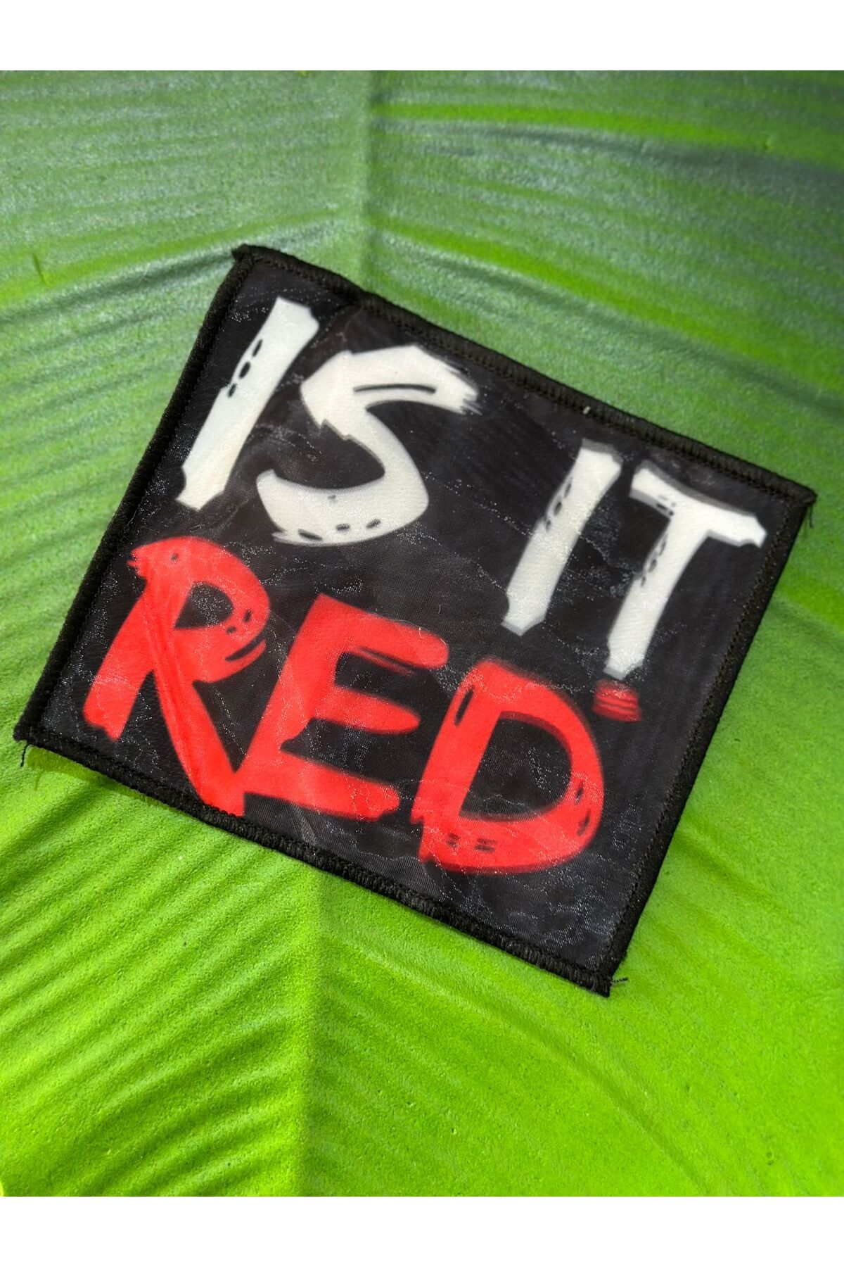 Gönülden Tasarım IS IT RED YAZILI ARMA DİKİŞ APLİKE 12X10 CM