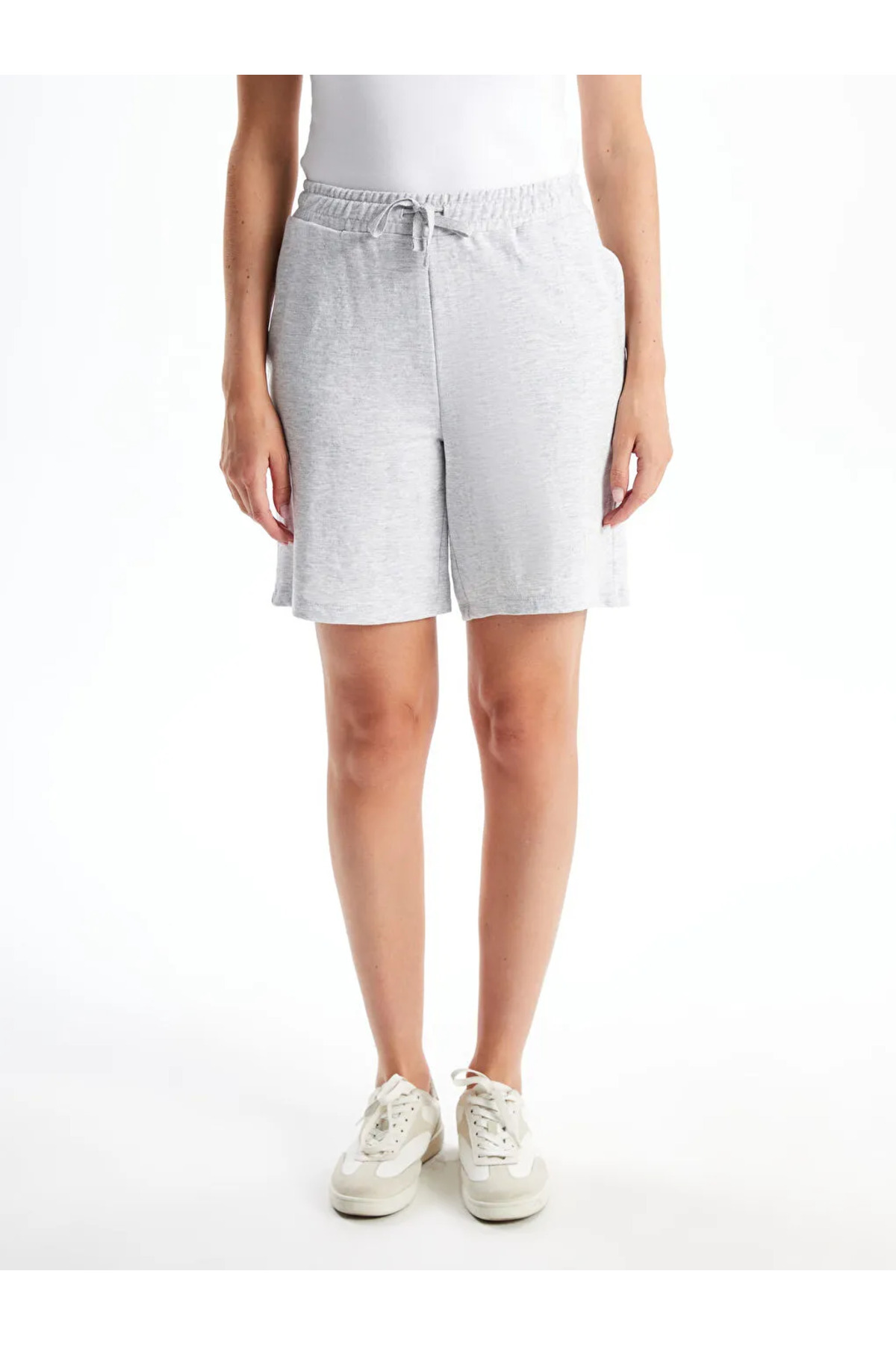 LC Waikiki-Lcwaikiki Basic Women's Shorts with Elastic Waist 2
