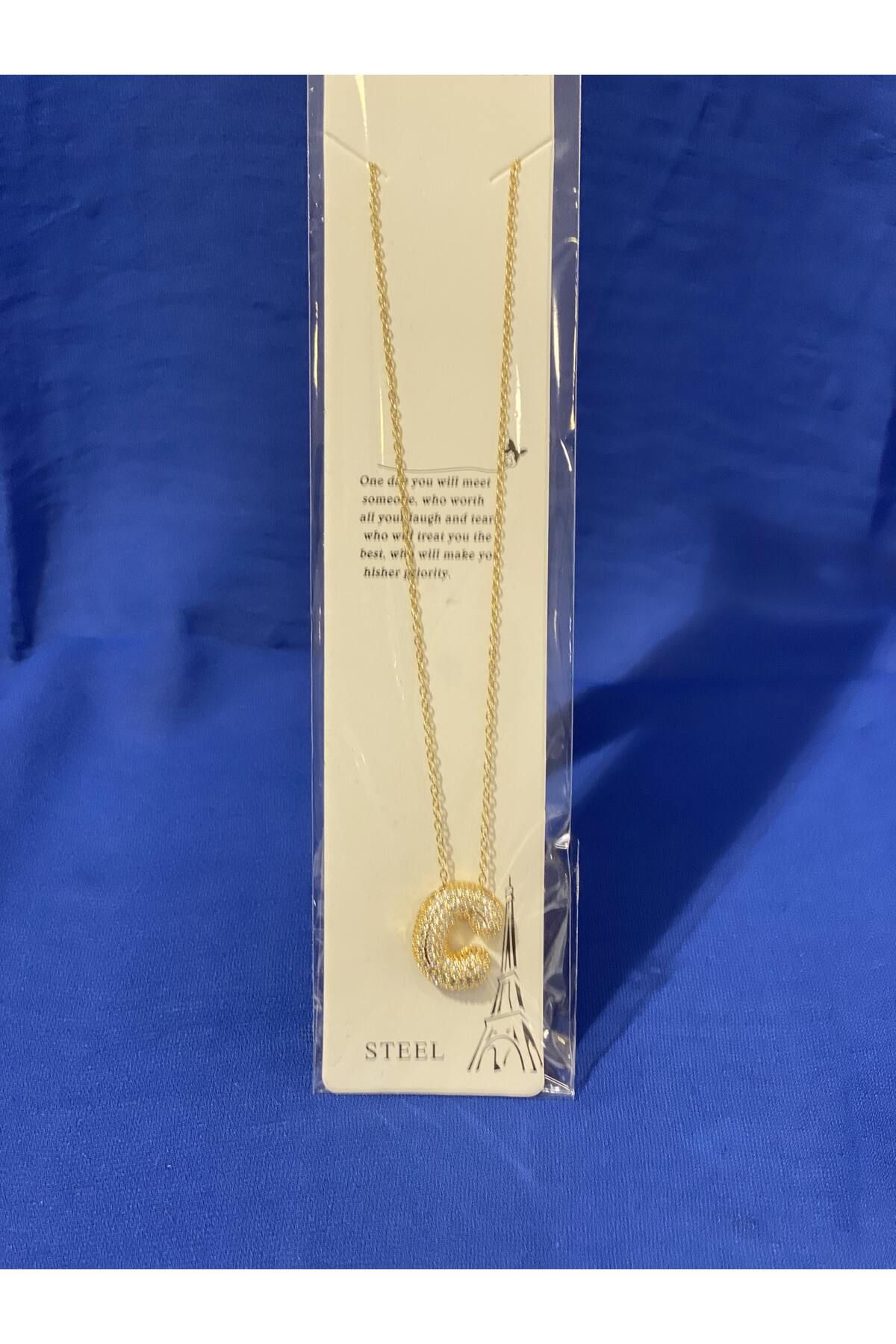 Perla Scarf & More Gold Kararmaz Paslanmaz harf Çelik Kolye
