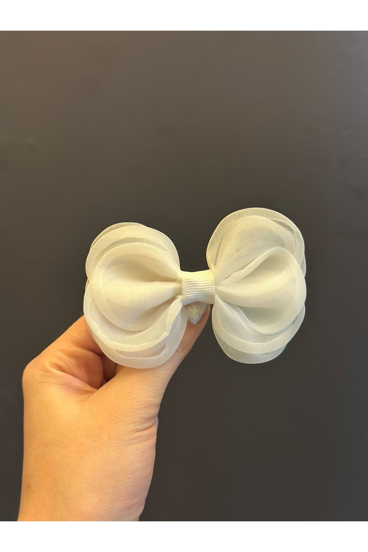 Gönülden Tasarım BEYAZ TÜL FİYONK BROŞ YAKA İĞNESİ GİYİM AKSESUARI 8X5 CM