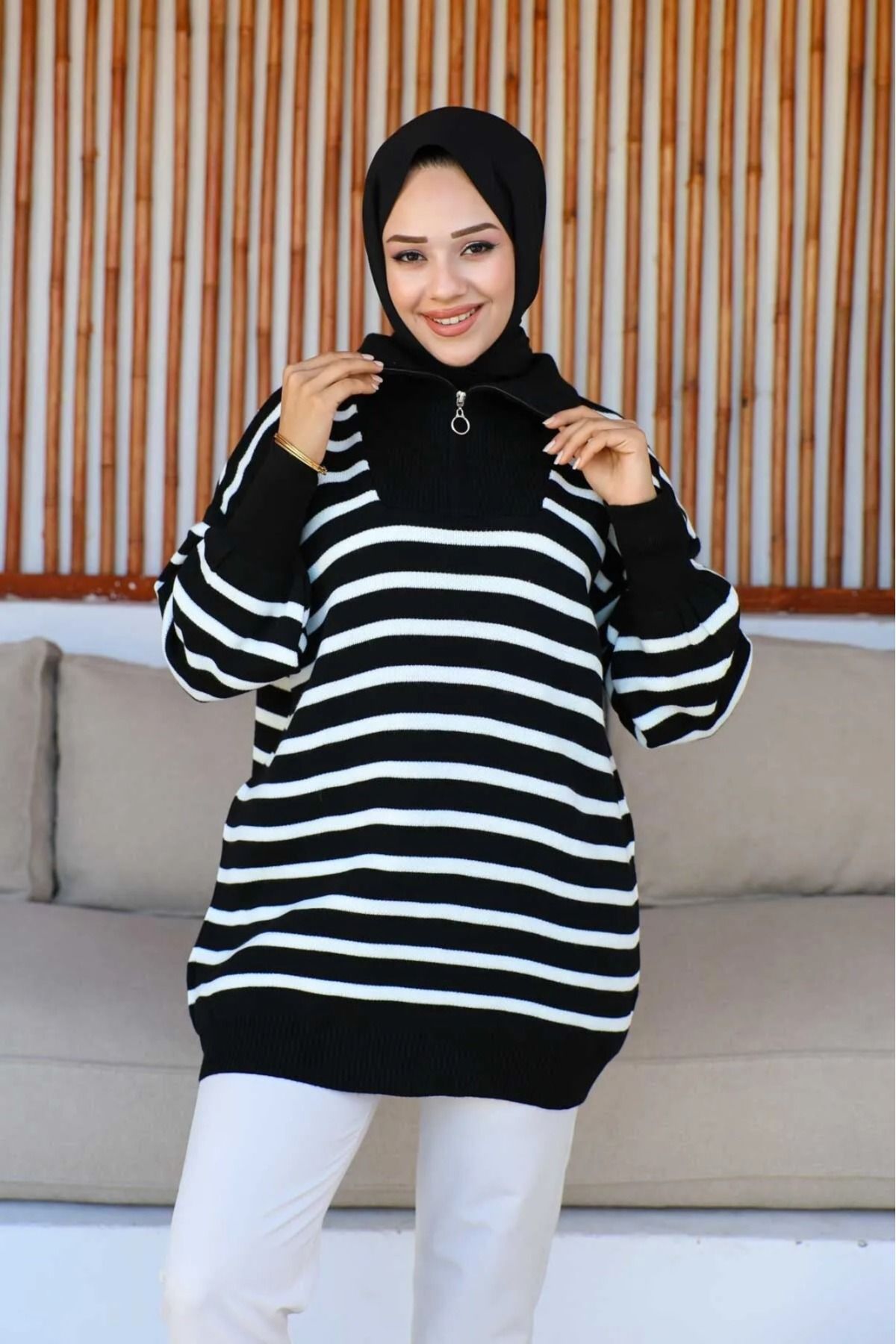 DAS KLEID Siyah Yaka Fermuarlı Çizgili Triko Kazak