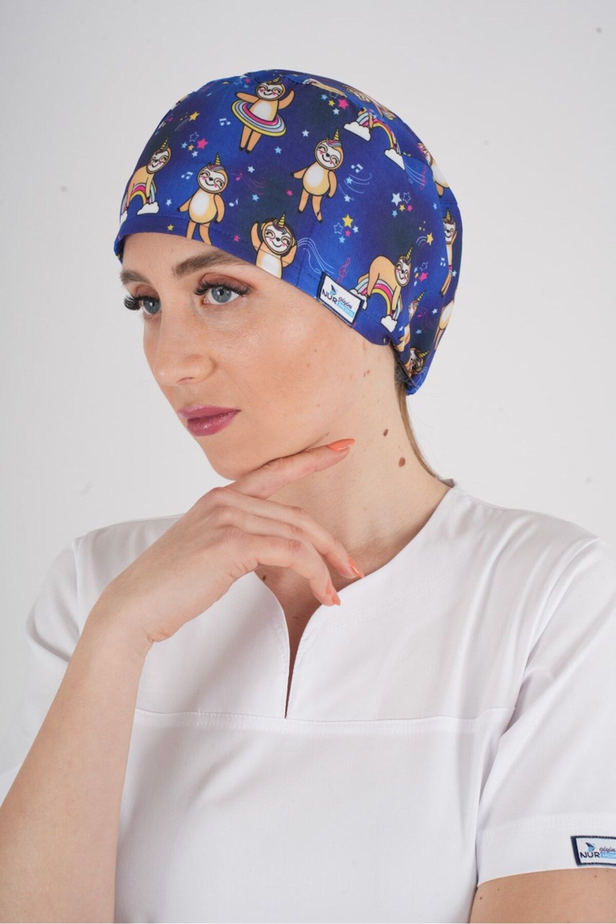 Nur Medikal Giyim Unisex Stars Club Desenli Hemşire Doktor Hastane Medikal Aşçı Cerrahi Bonesi