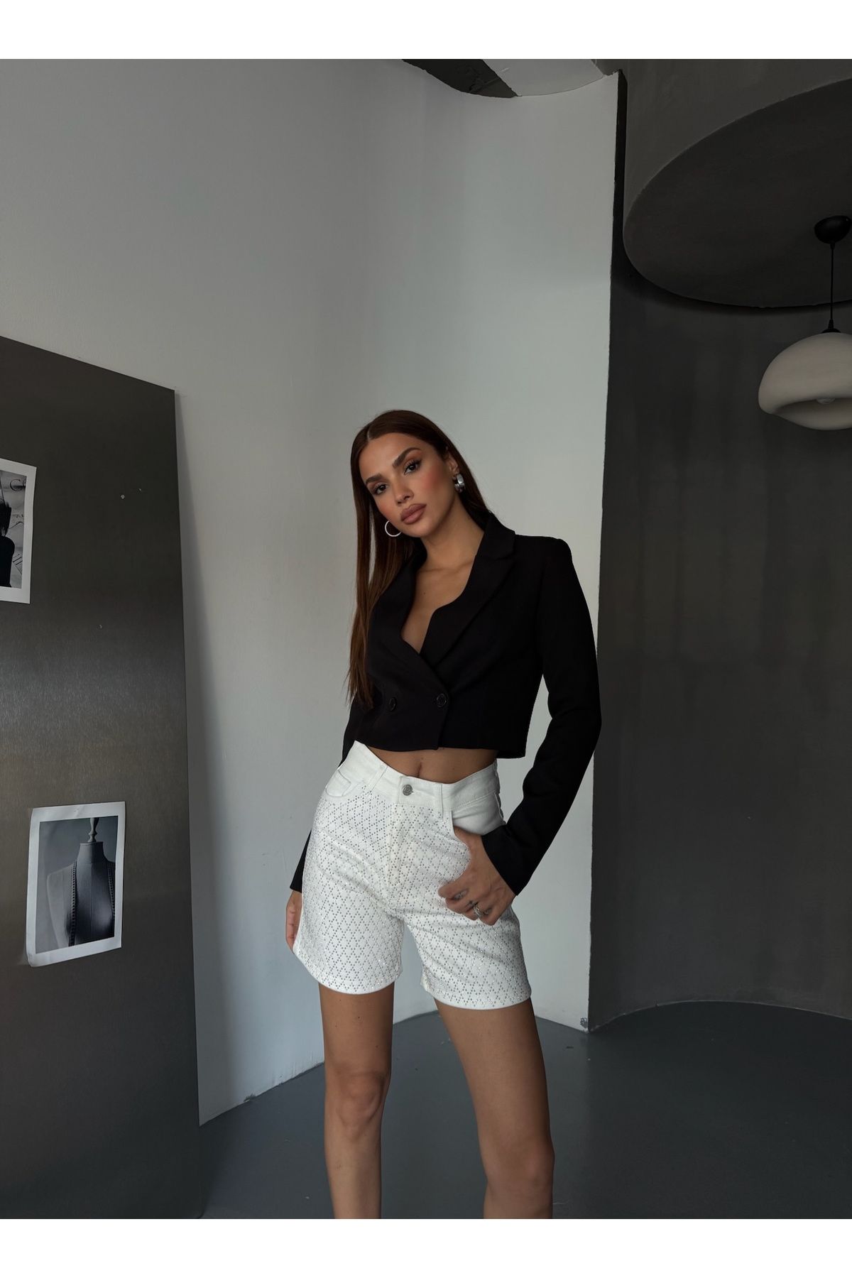 Diviny Kadın Taşlı Beyaz Yüksek Bel Şort