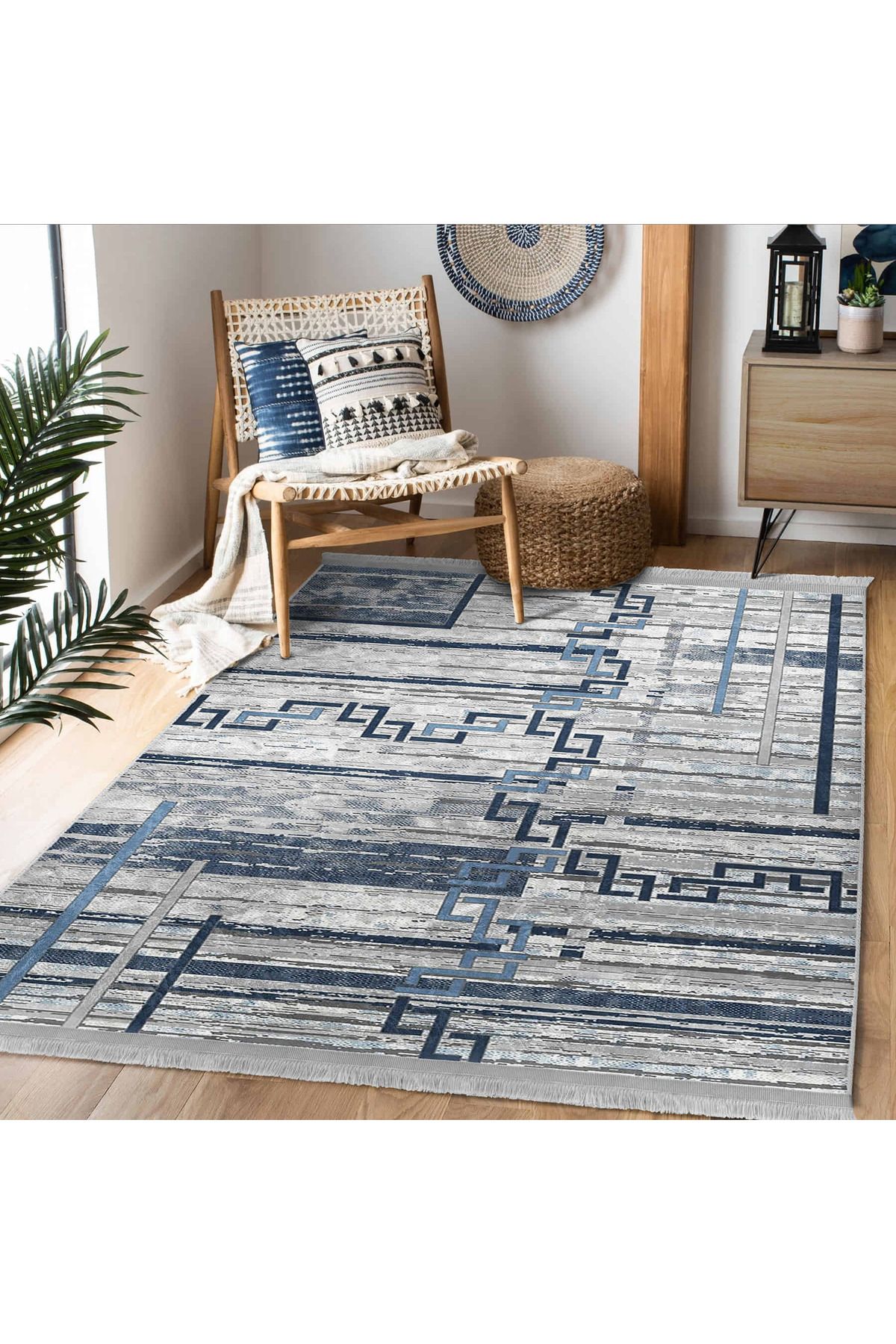 Realhomes Mavi ve Gri Tonlarda Geometrik Desenli Modern Salon Halısı - Yıkanabilir Kaymaz Taban ile Şıklık