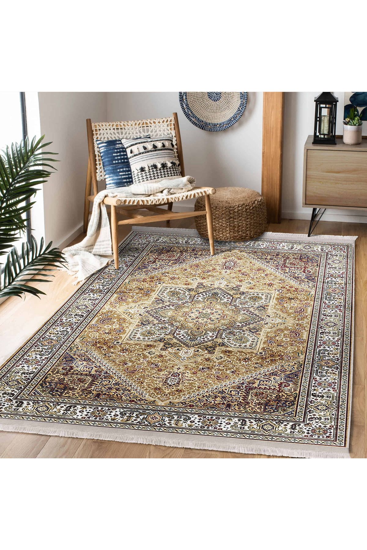 Realhomes Zengin Desenli Krem-Renkli Geometrik Motifli Salon Halısı – Makinede Yıkanabilir Kaymaz Tabanlı