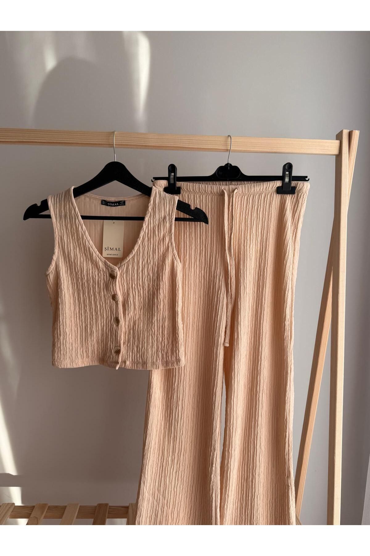 Şimal Tekstil Moda bej önü düğmeli alt üst takım