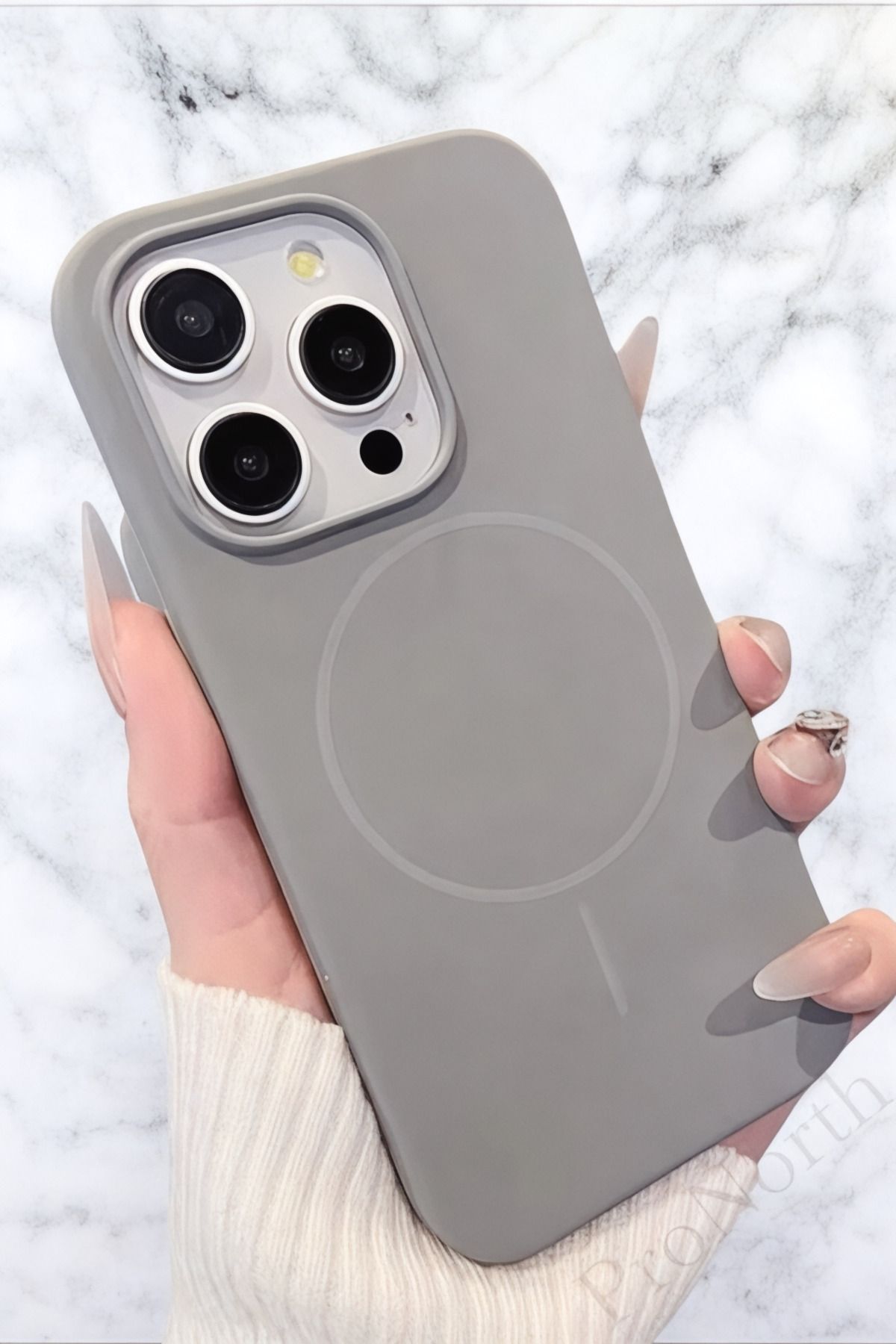 ProNorth Apple İphone 14 Pro Kılıf Magsafe Destekli Premium Sıvı Silikon Kapak