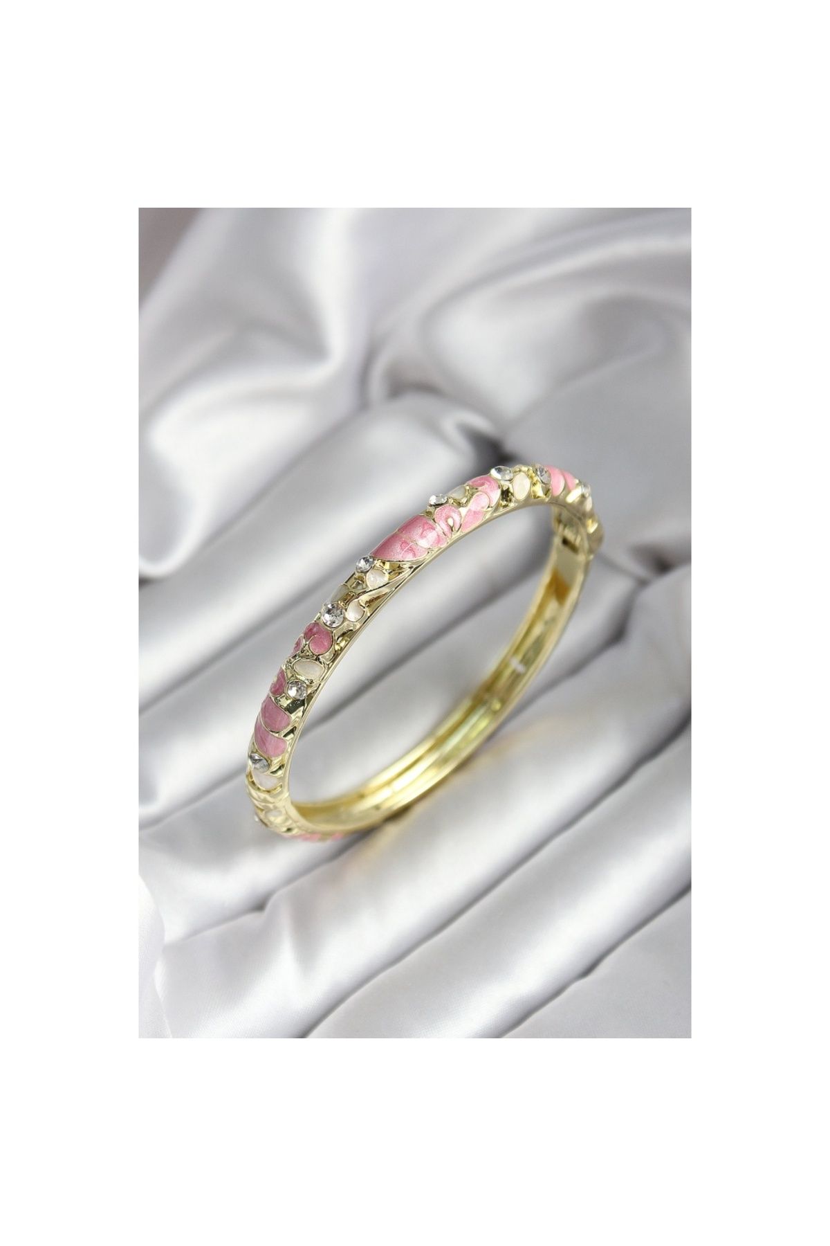 Findit Mineli Pirinç Pembe Çiçek Desenli Zirkon Taşlı Gold Renk Kadın Kelepçe