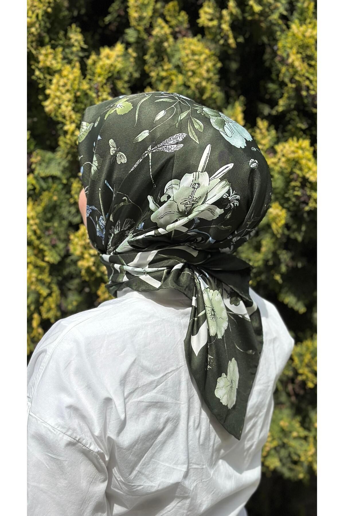 modayışığı G Marka Çiçek Yeşil Twill İpek Eşarp