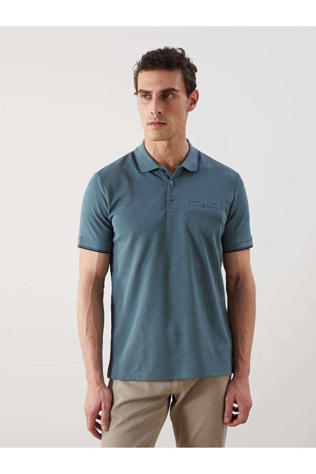 LC Waikiki LCWAIKIKI Classic Polo Yaka Kısa Kollu Erkek Dokulu Tişört