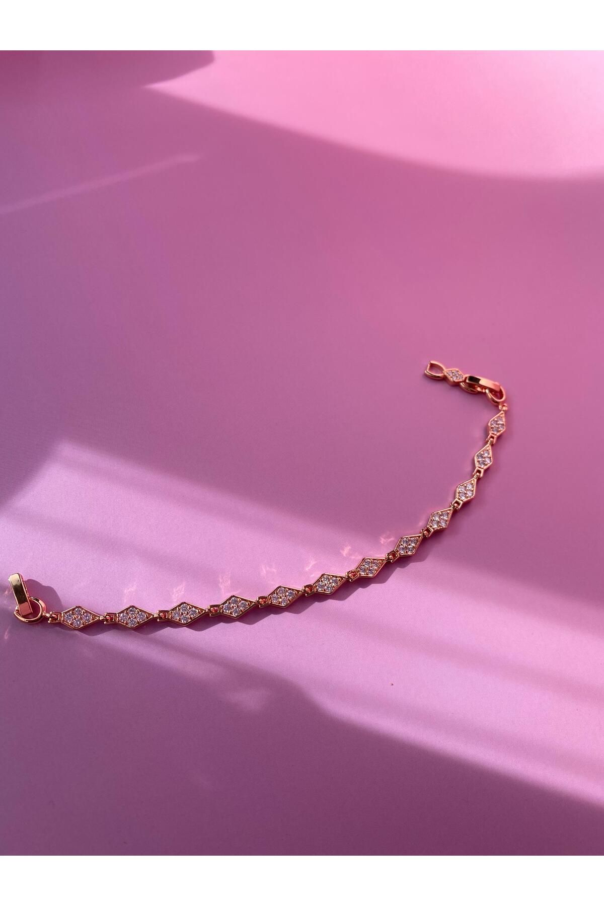 SİMİ TAKI Çelik Rose Taşlı Model Bileklik