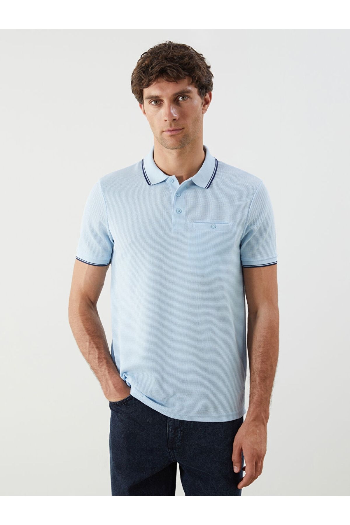 LC Waikiki LCWAIKIKI Classic Polo Yaka Kısa Kollu Erkek Dokulu Tişört