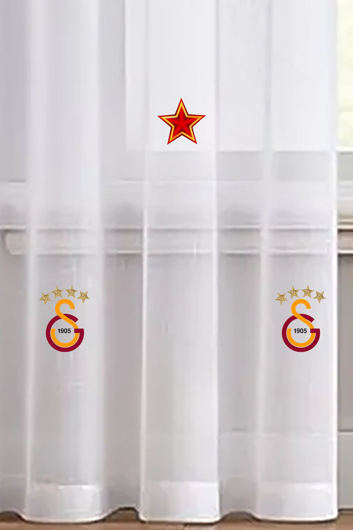 artwork GALATASARAY SPOR TAKIMLI ÇOCUK ODASI TÜL PERDE (ÖZEL ÖLÇÜ İSİM YAZILABİLİR)