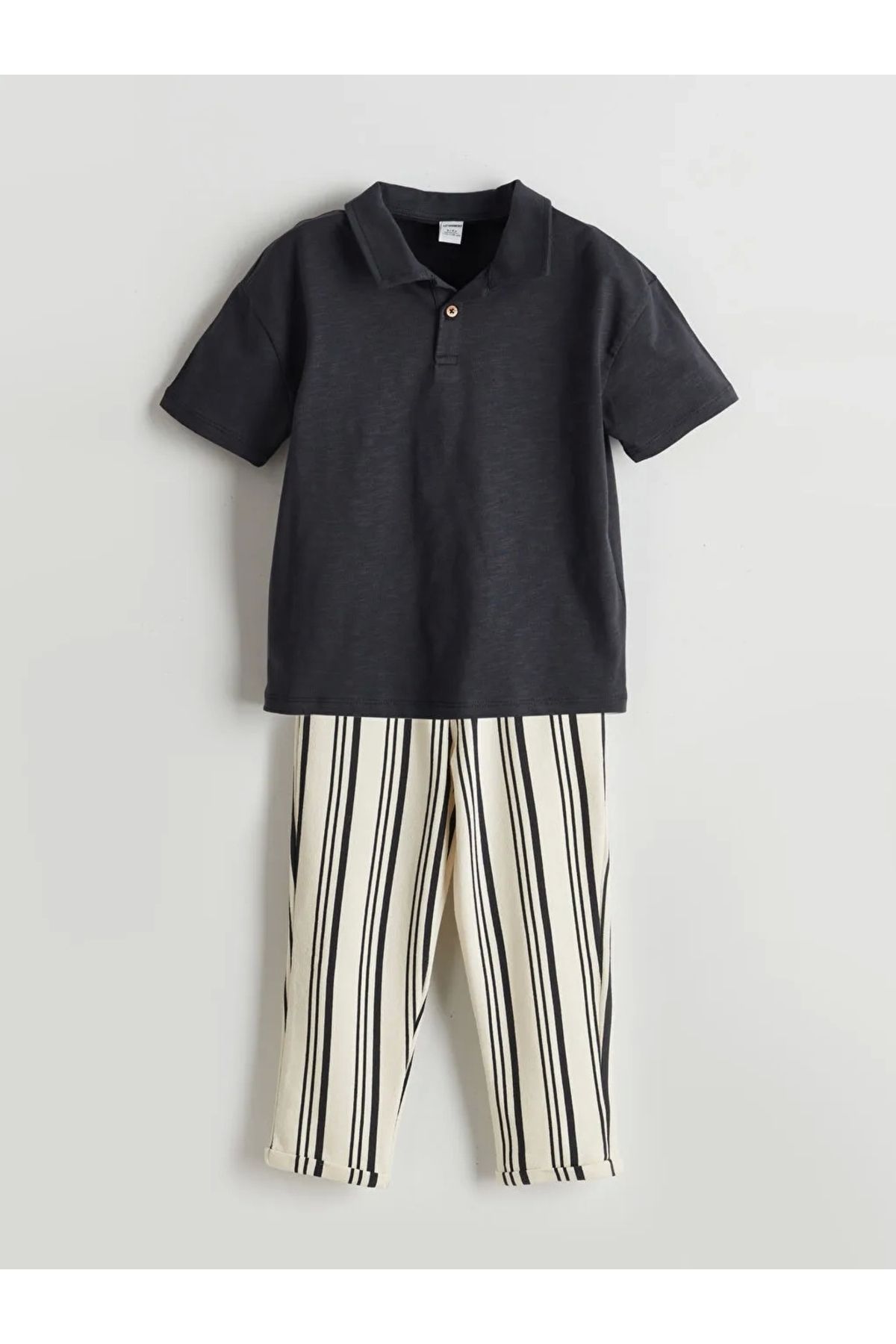 LC Waikiki Kids Antrasit Polo Yaka Erkek Çocuk Tişört ve Pantolon 2'li