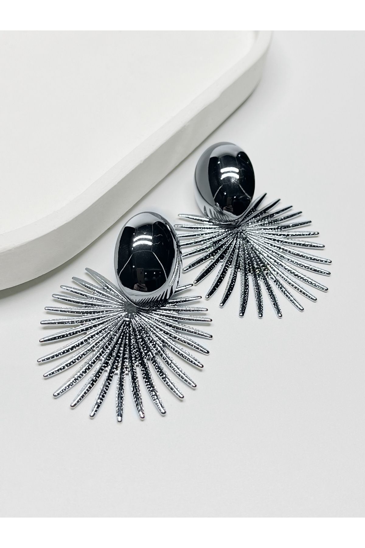 RABİA AKINCI BY NOURA Nebula Silver Güneş Tasarımlı Vintage Küpe