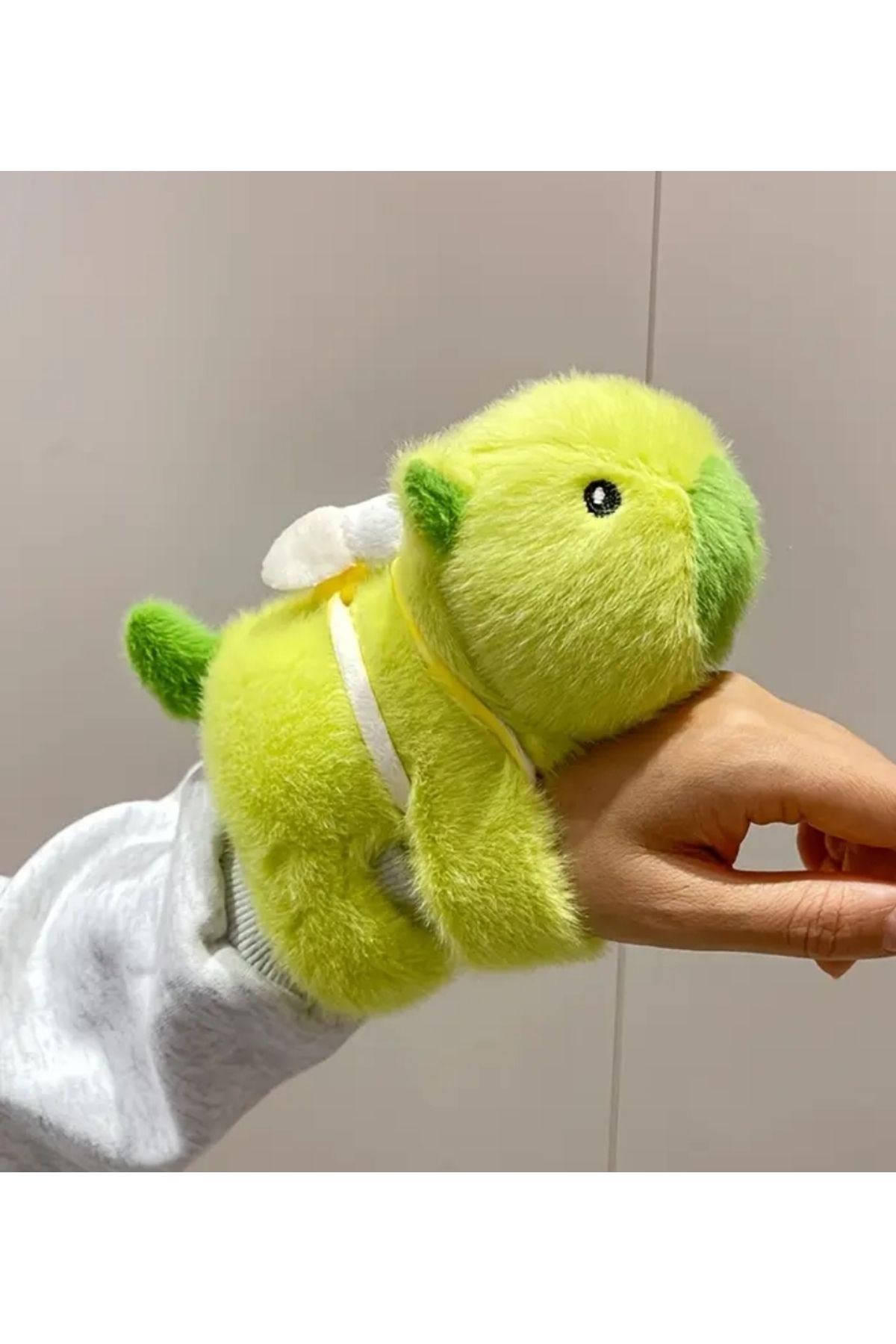 CEYA Kapibara Yeşil Peluş Bileklik Araba Aksesuarı