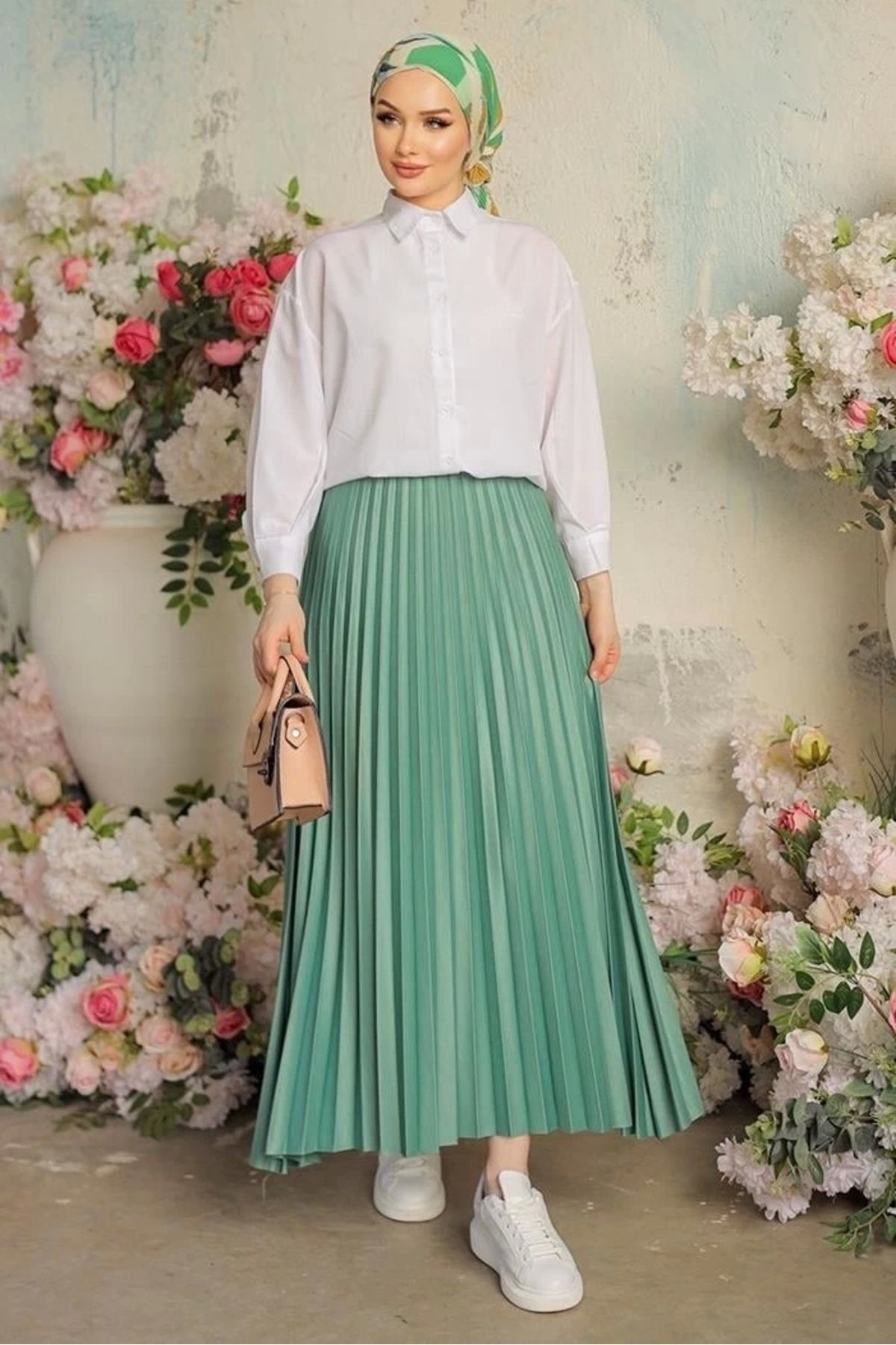 OurStyles Zarif Ve Modern Pileli Parlak Krep Gizli Lastikli Mint Etek