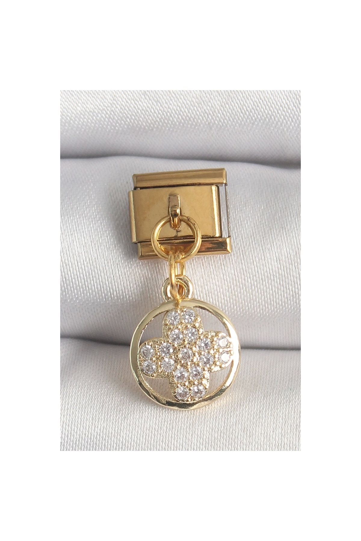 Marsilyan 316L Çelik Gold Renk Sallantı Zirkon Taşlı Yonca Model Nomination Charm - TJ-BC1340