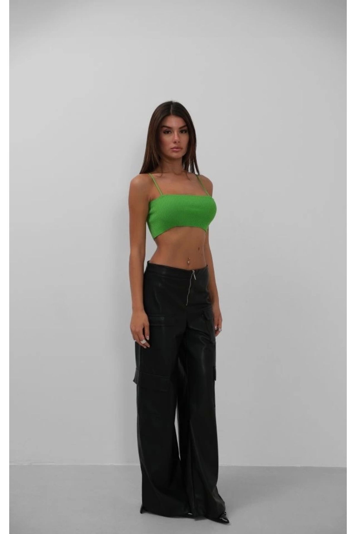 Kaplan İnce Askılı Crop Top