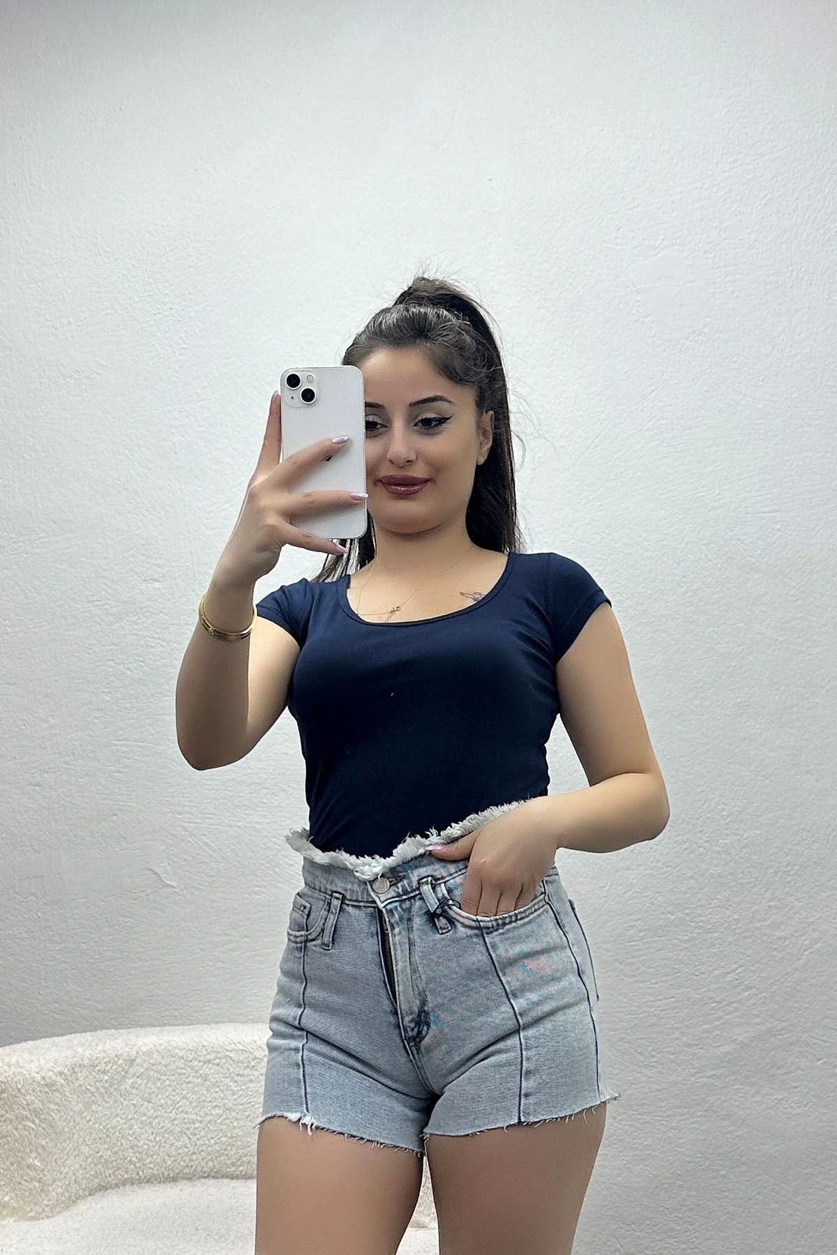 OurStyles Kısa Kol Arkası Çapraz U Yaka Body Beyaz - 21218.200.