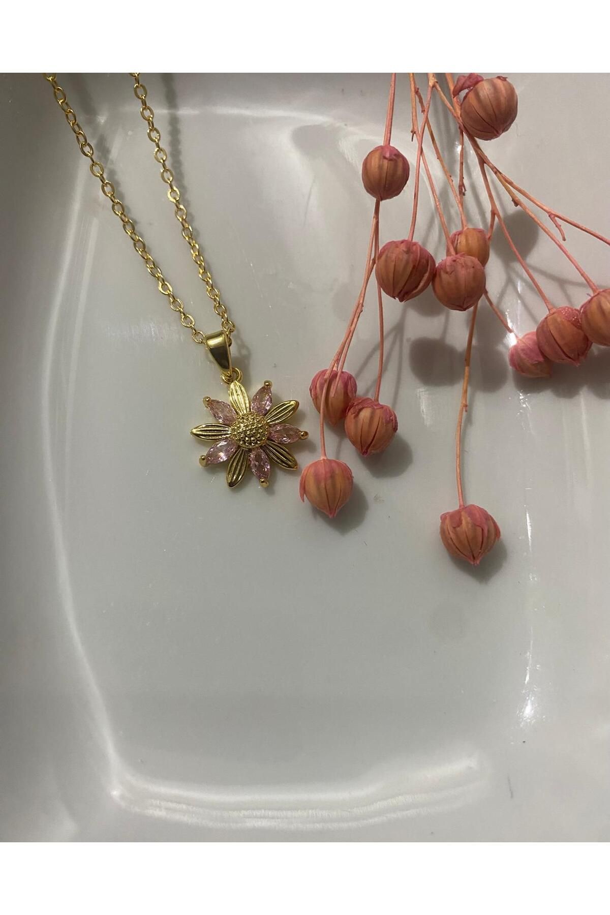 KANERUZ Gold ve pembe Renkli Çiçek Model Kolye