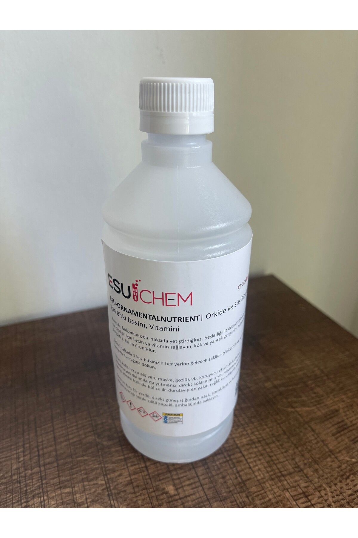 esuchem Orkide Ve Süs Bitkileri Için Bitki Besini, Vitamini Orkide Coşturan 500gr Sprey Başlık Ile